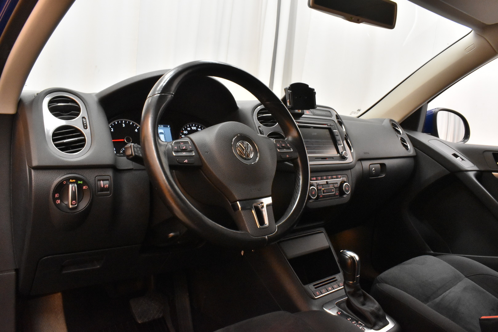 VOLKSWAGEN Tiguan 2013