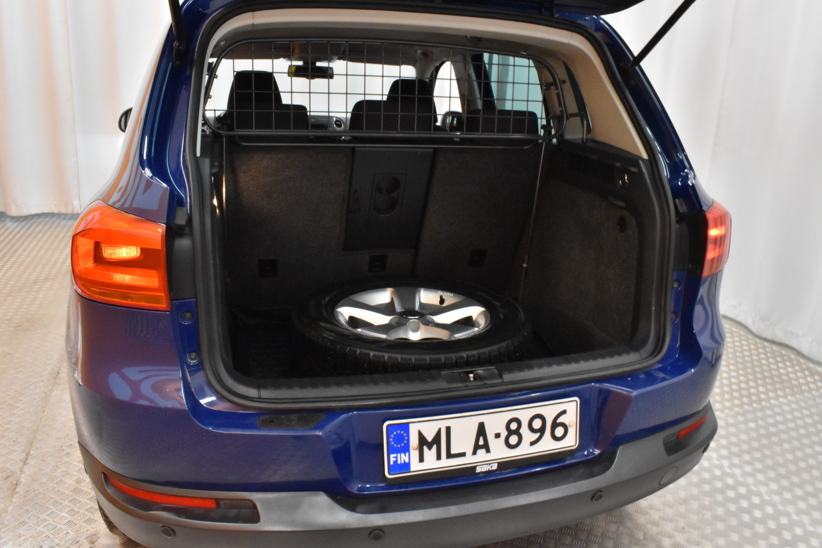 VOLKSWAGEN Tiguan 2013