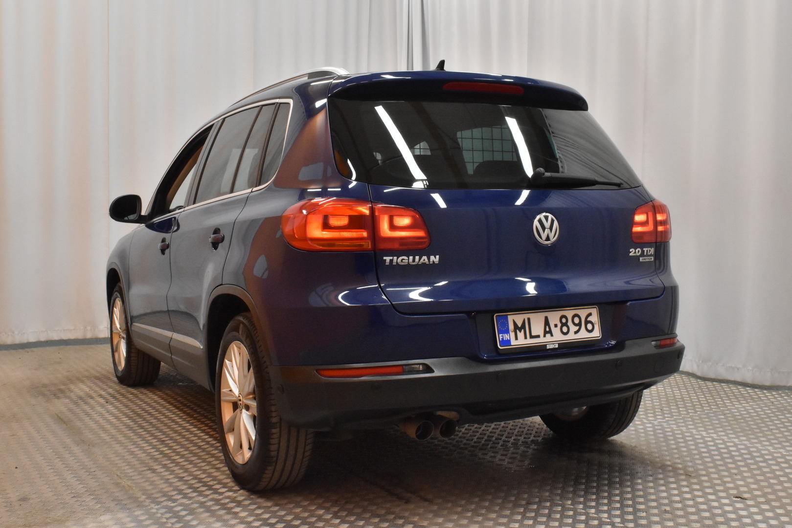 VOLKSWAGEN Tiguan 2013