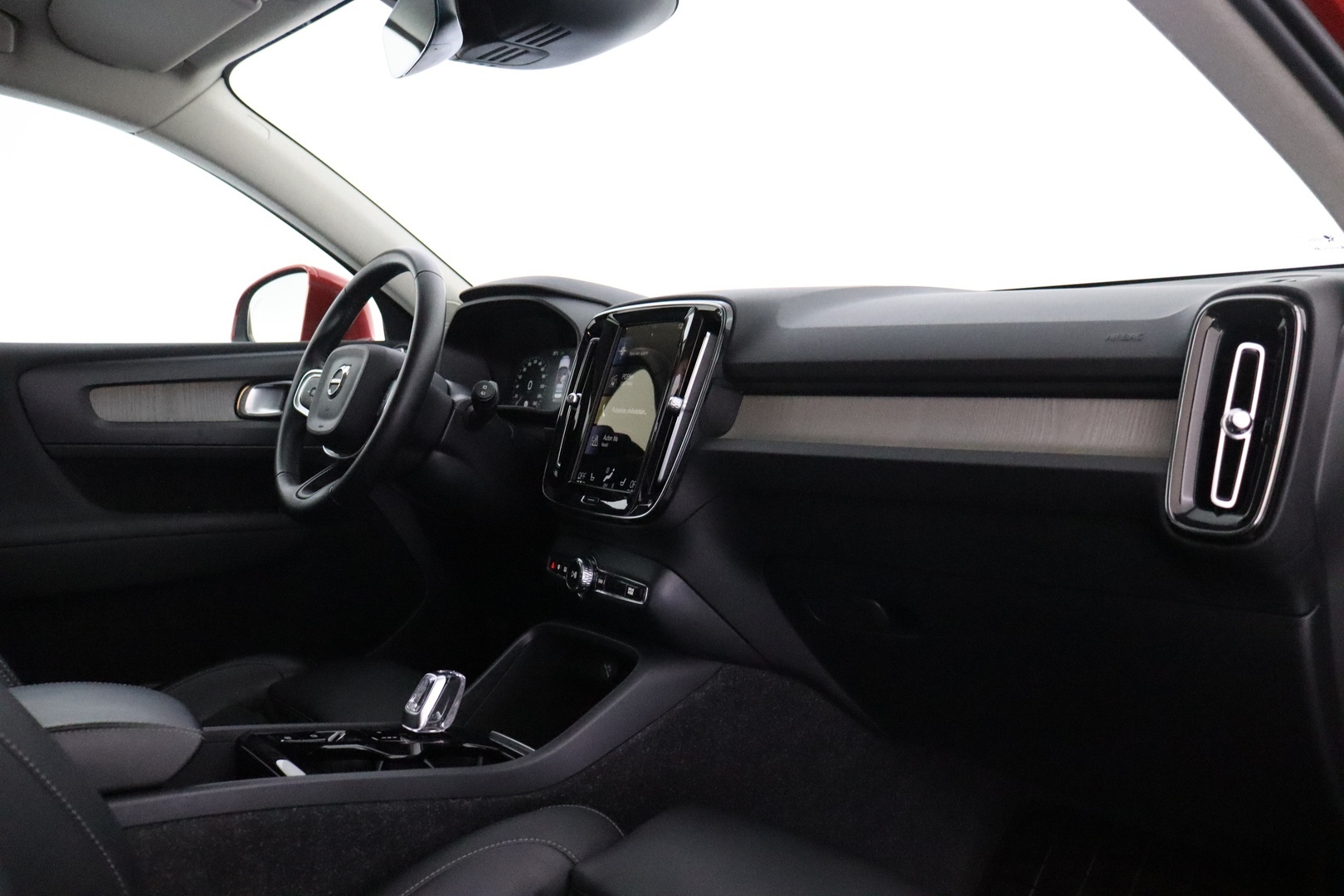 VOLVO XC40 2021