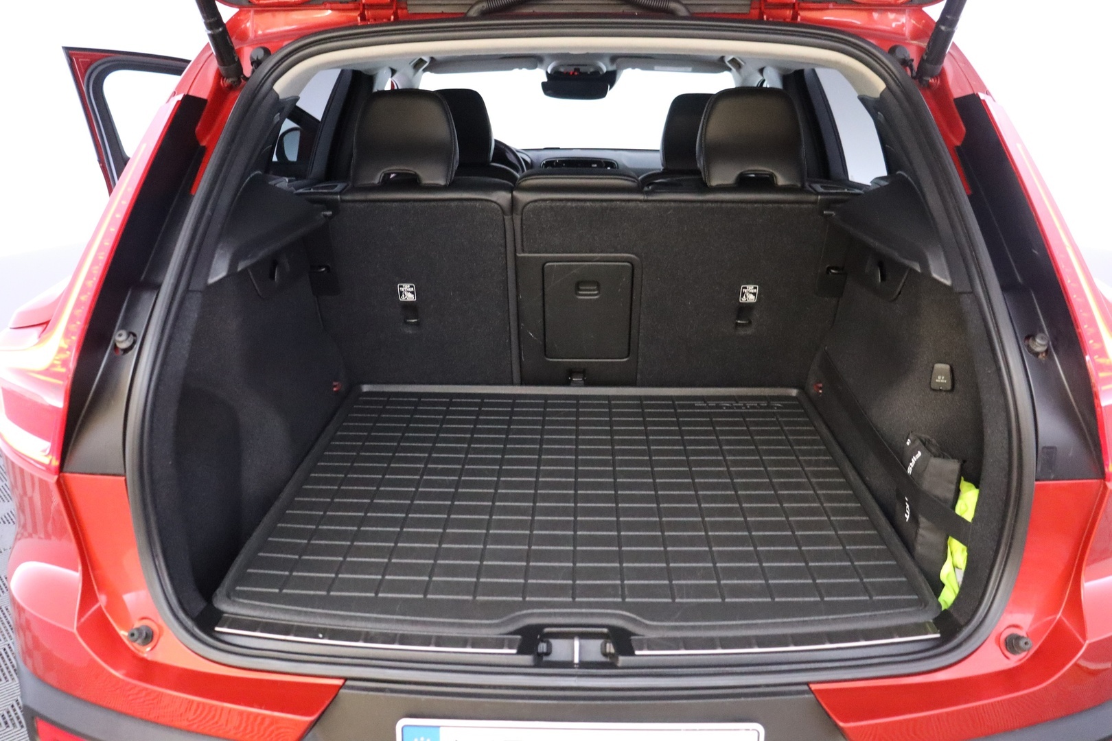 VOLVO XC40 2021