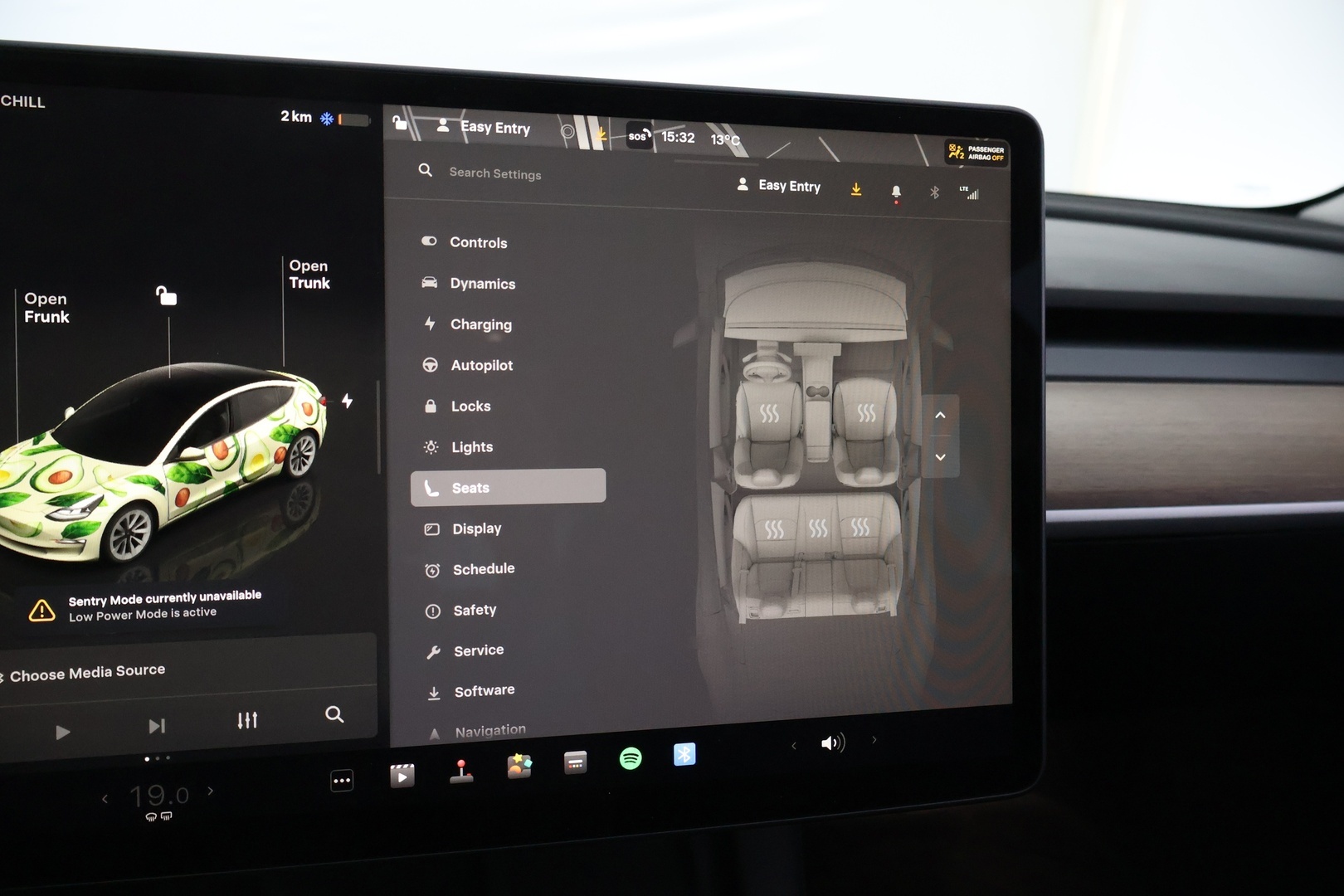 TESLA Model 3 2023
