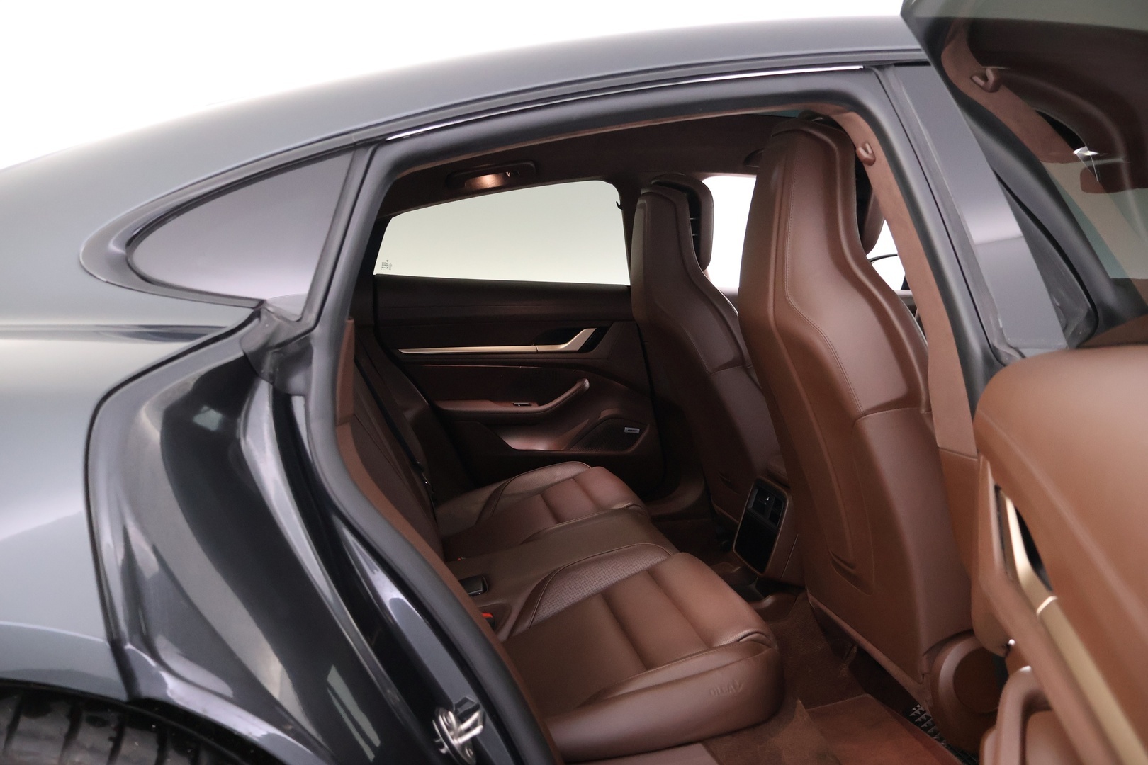 PORSCHE Taycan 2020