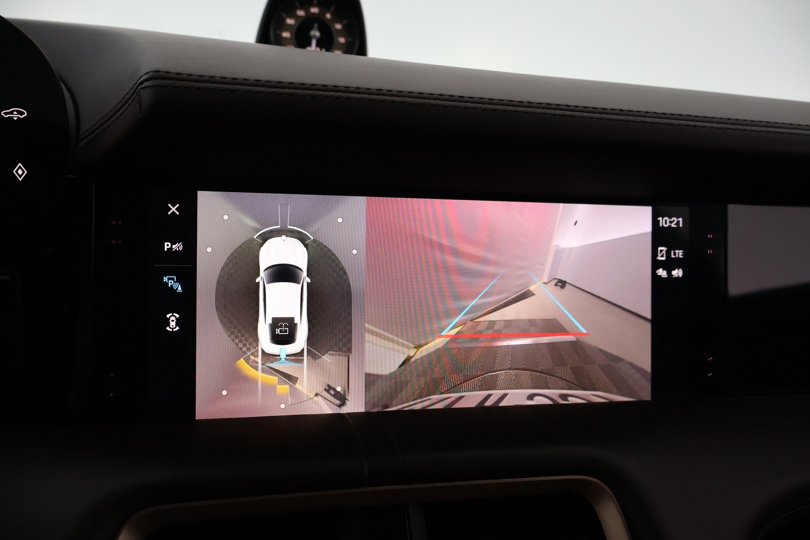 PORSCHE Taycan 2020