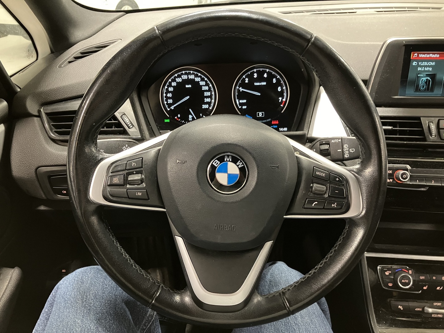 BMW 225 2019