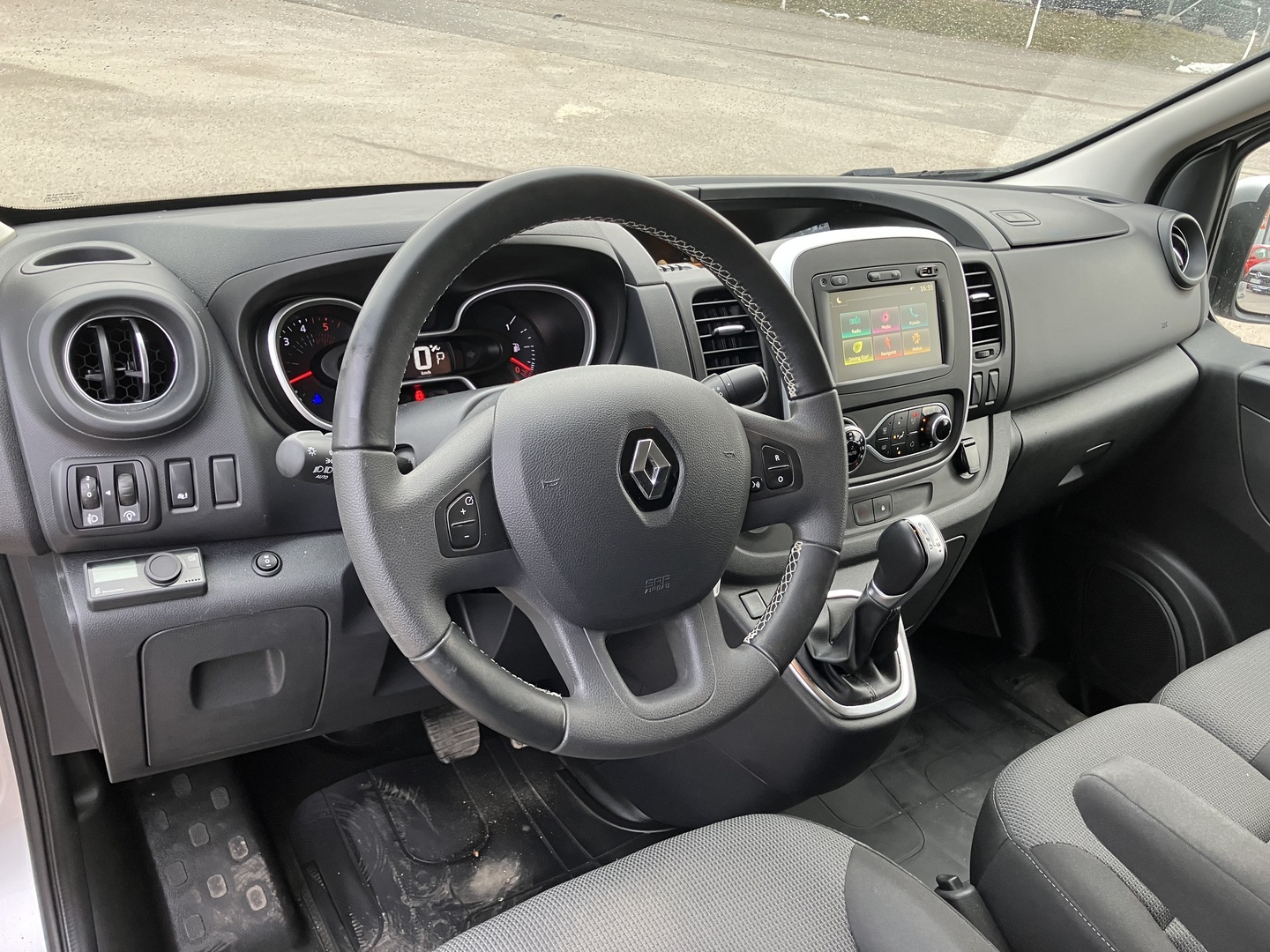 RENAULT Trafic 2021