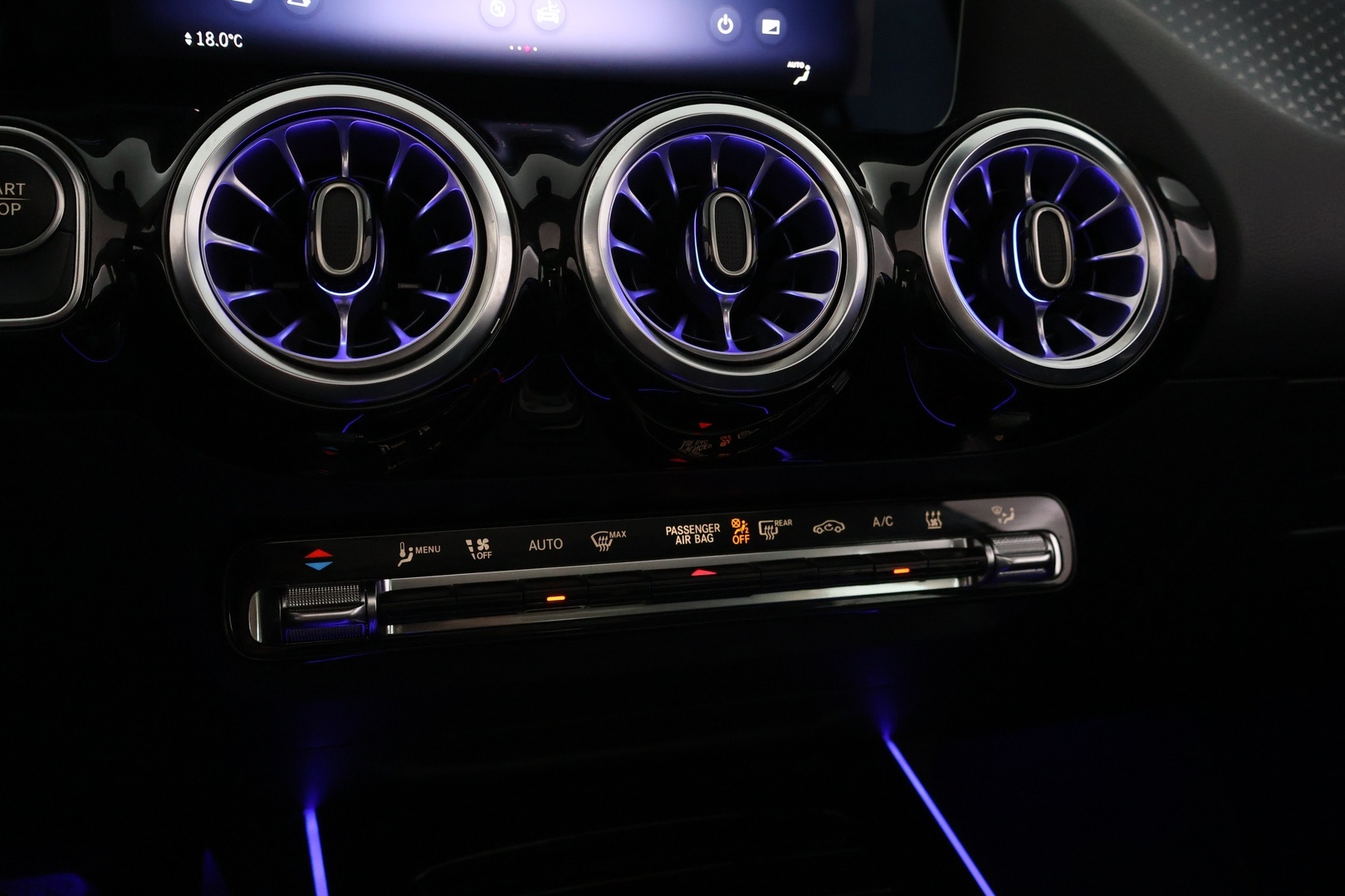 MERCEDES-BENZ EQA 2025