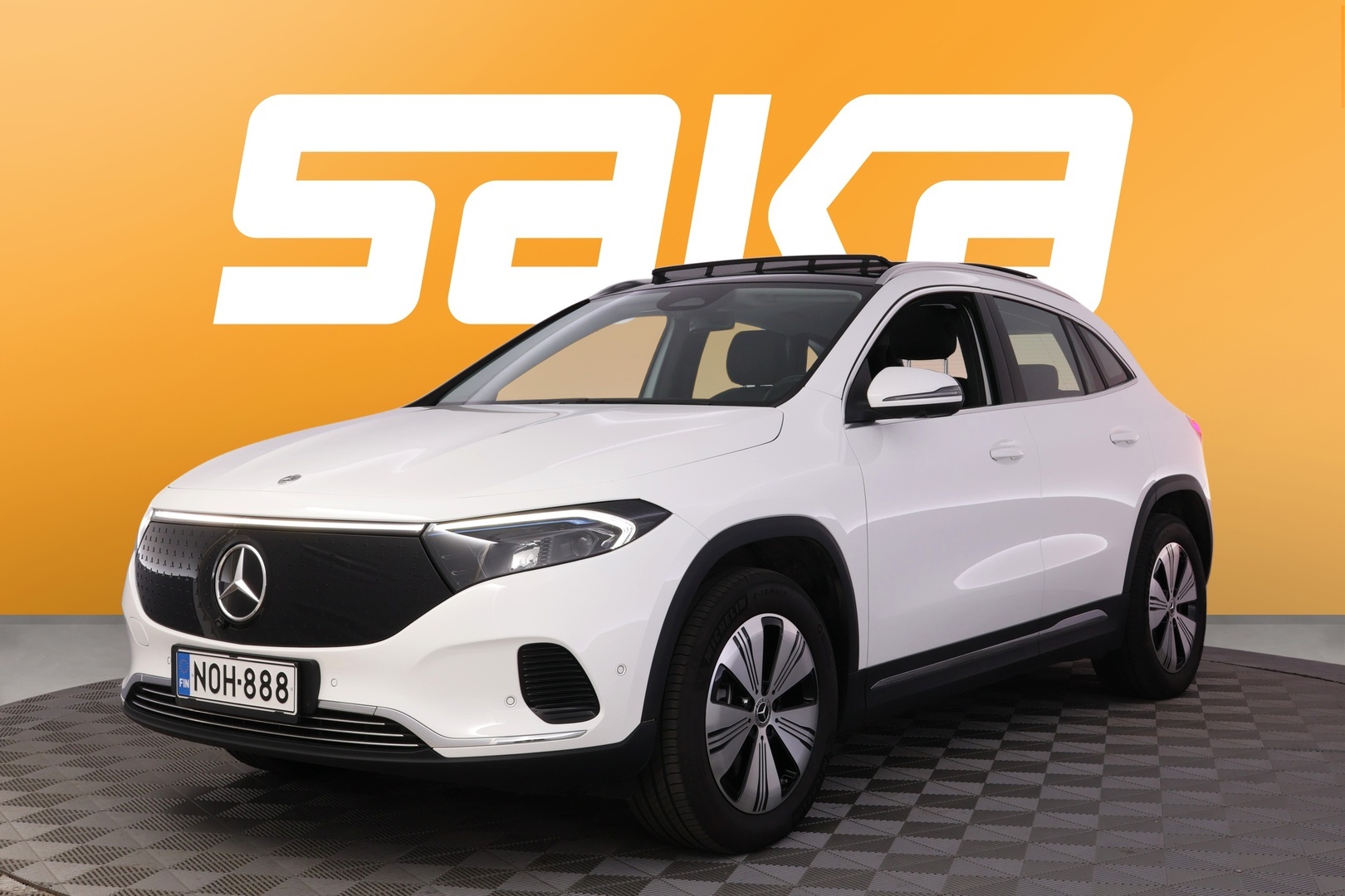 MERCEDES-BENZ EQA 2025
