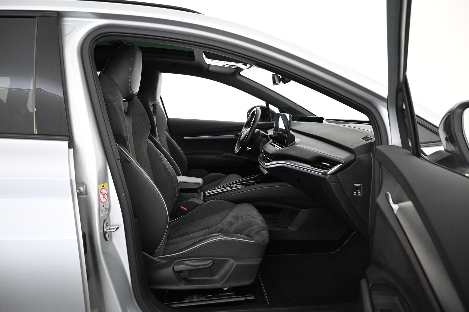 SKODA Enyaq 2023