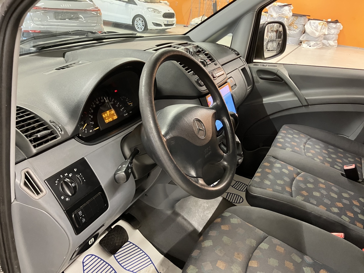 MERCEDES-BENZ Vito 2004