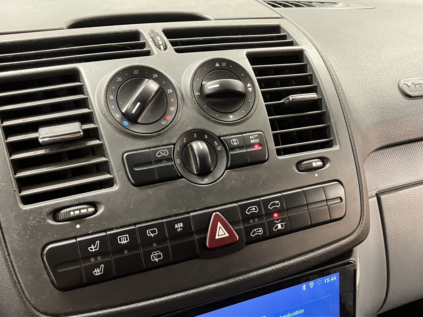 MERCEDES-BENZ Vito 2004