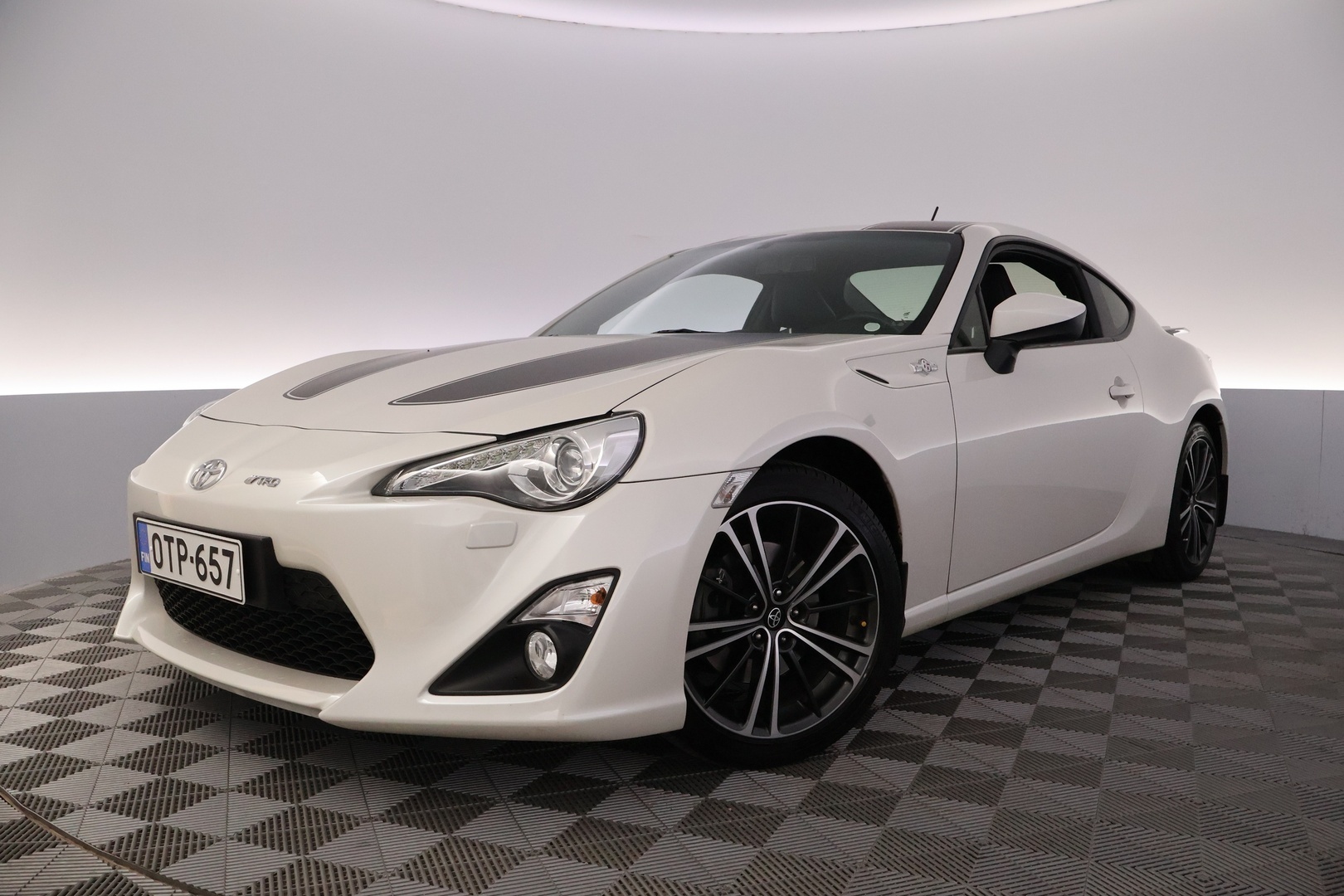 TOYOTA GT86 2013