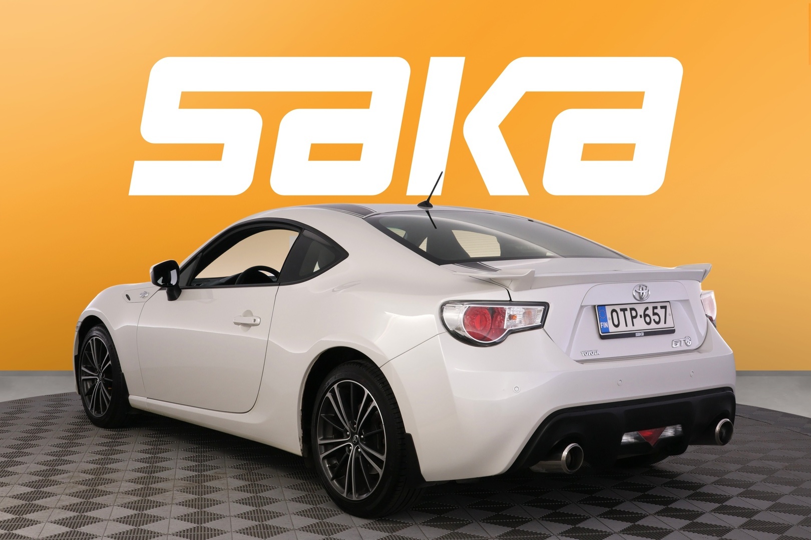 TOYOTA GT86 2013