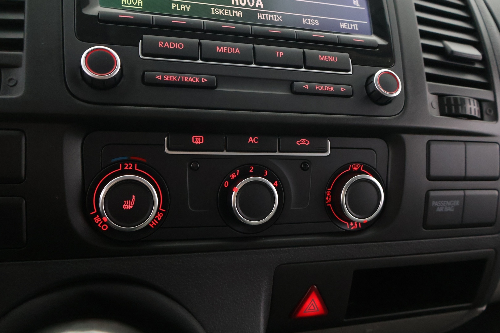 VOLKSWAGEN Transporter 2012