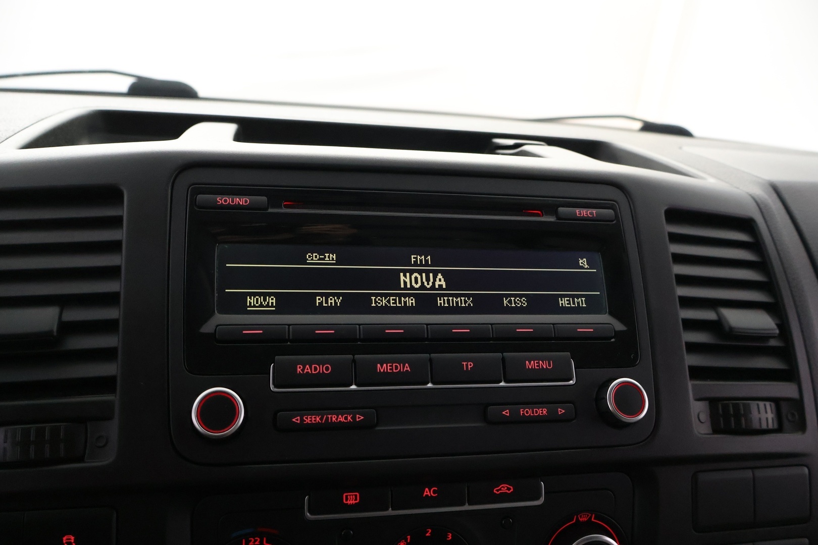 VOLKSWAGEN Transporter 2012