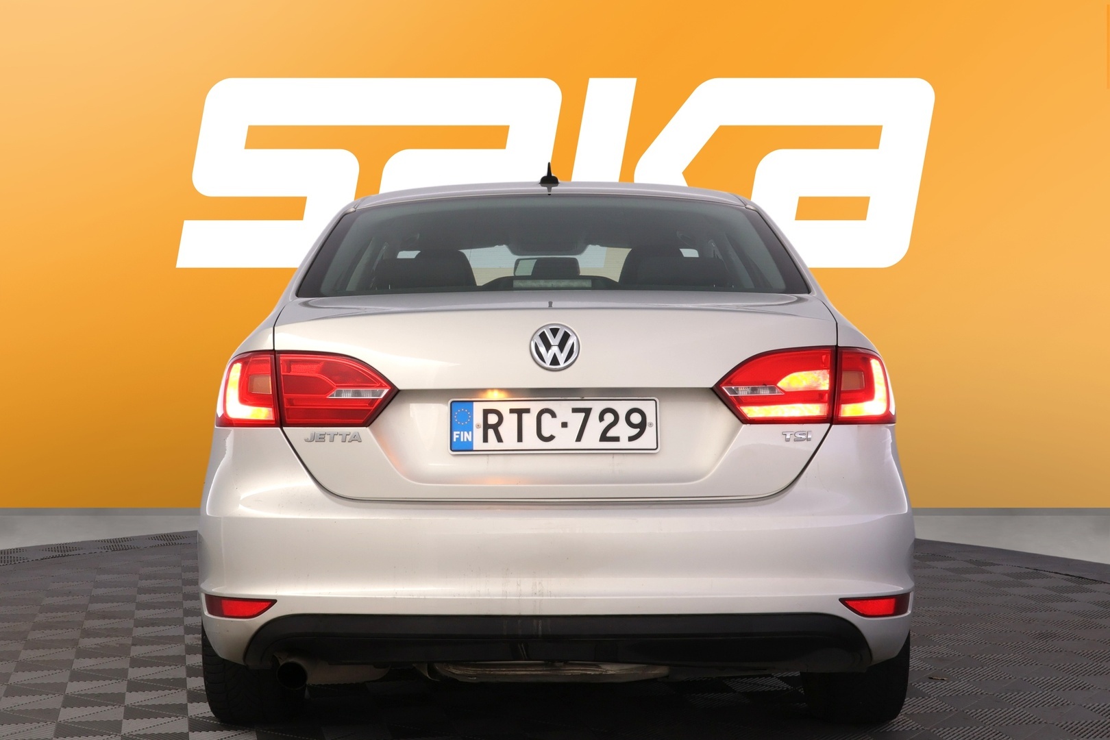 VOLKSWAGEN Jetta 2011