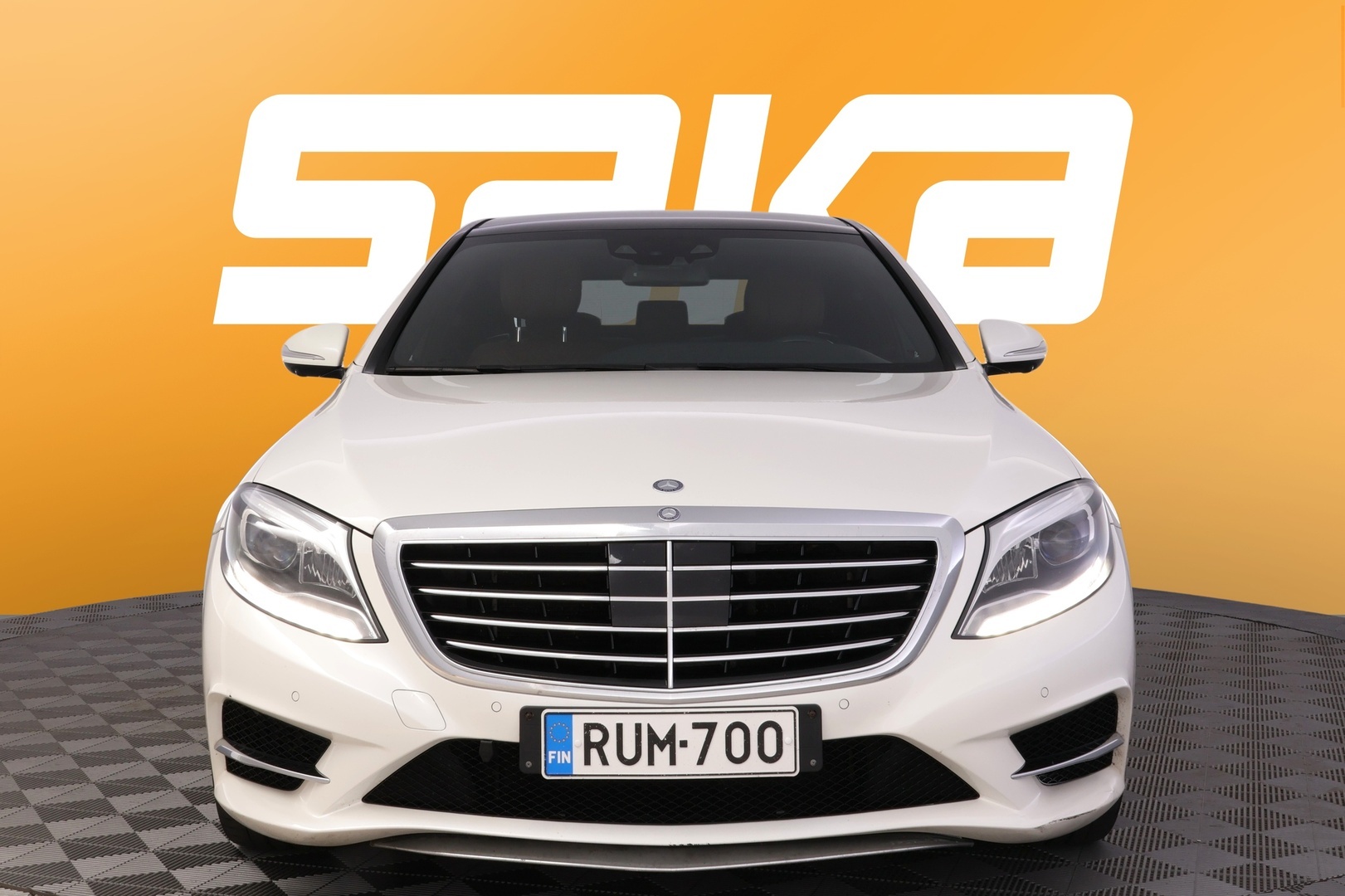 MERCEDES-BENZ S 2015