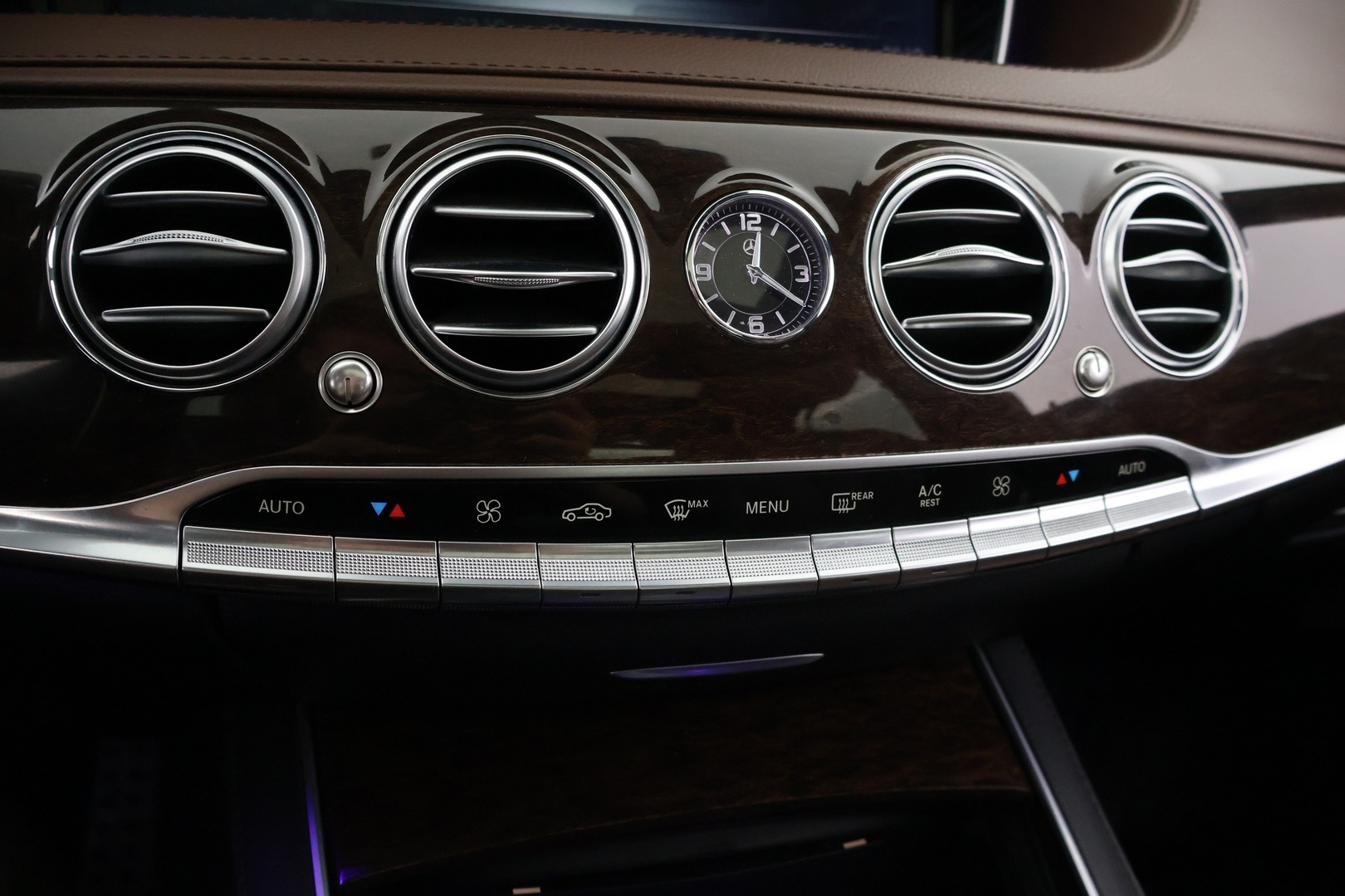MERCEDES-BENZ S 2015