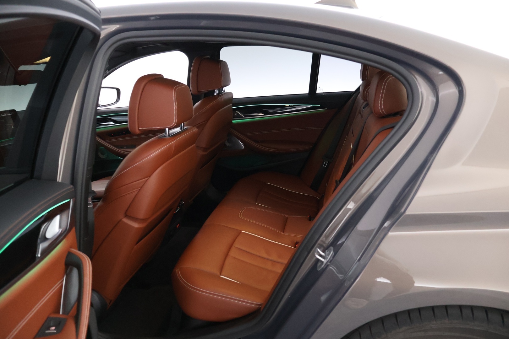 BMW 545 2022