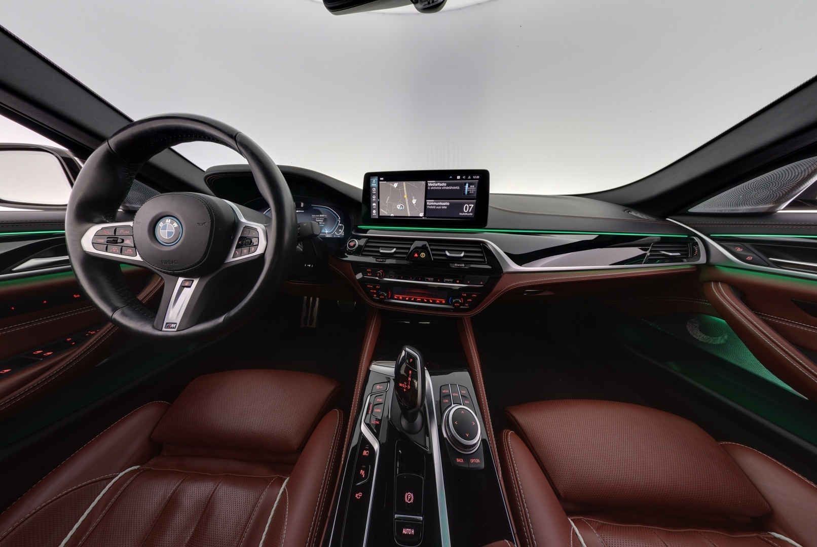 BMW 545 2022