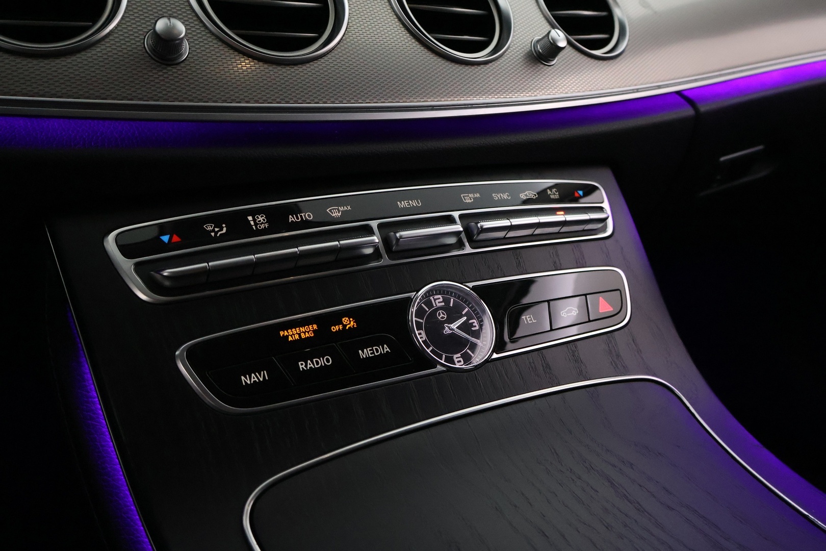 MERCEDES-BENZ E 2019