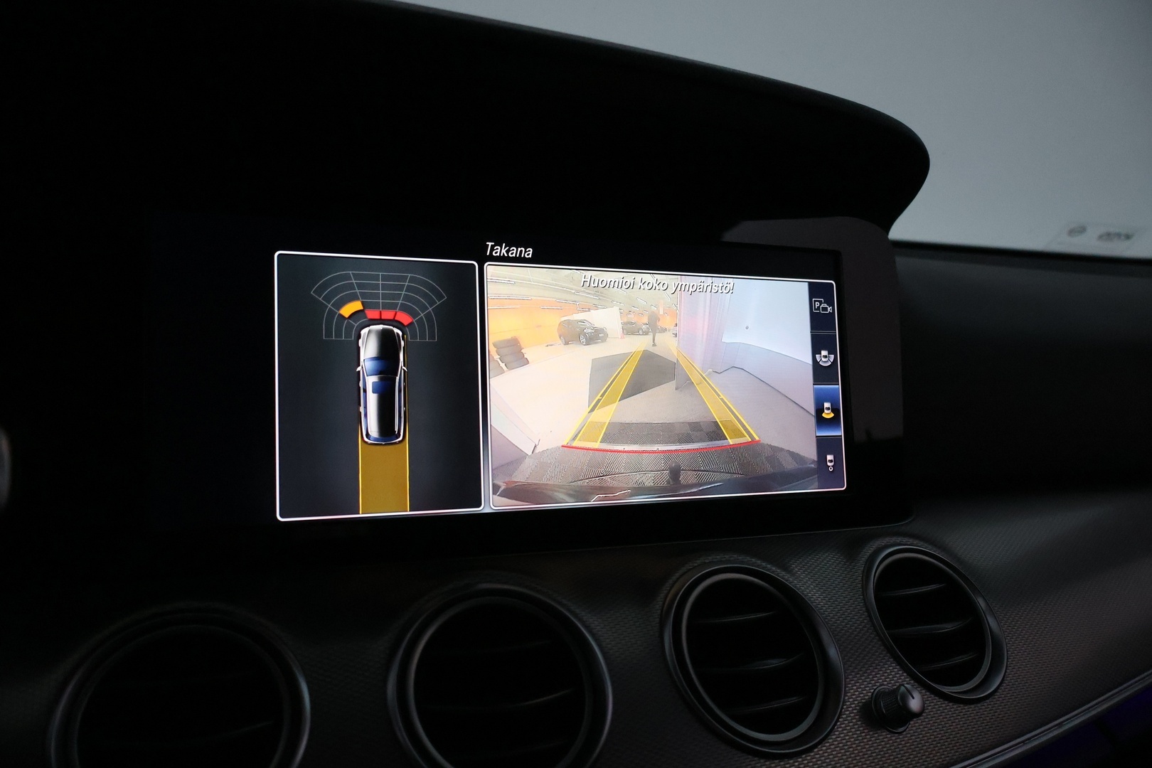 MERCEDES-BENZ E 2019