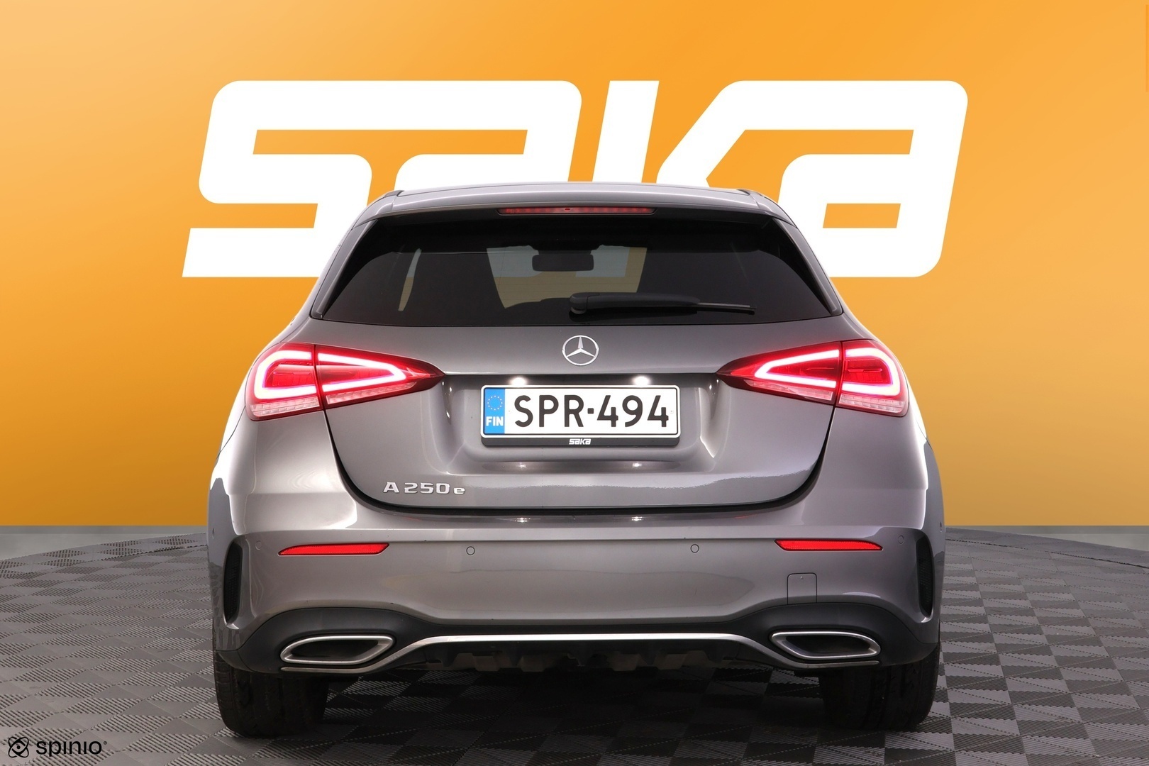 MERCEDES-BENZ A 2021