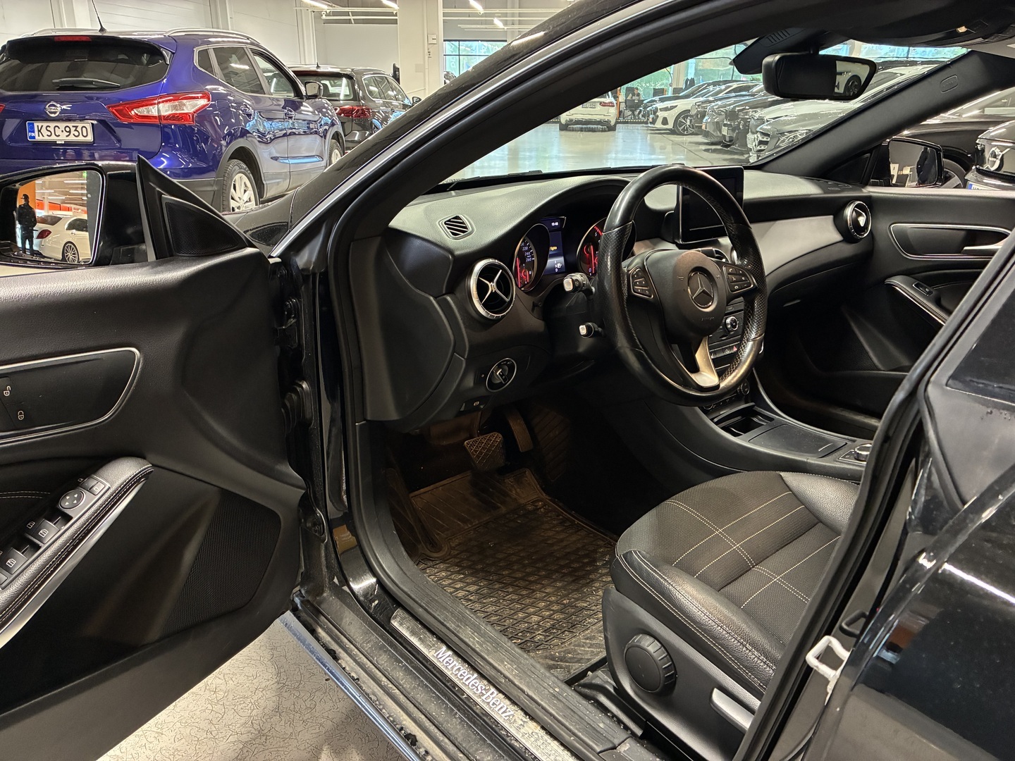MERCEDES-BENZ CLA 2015