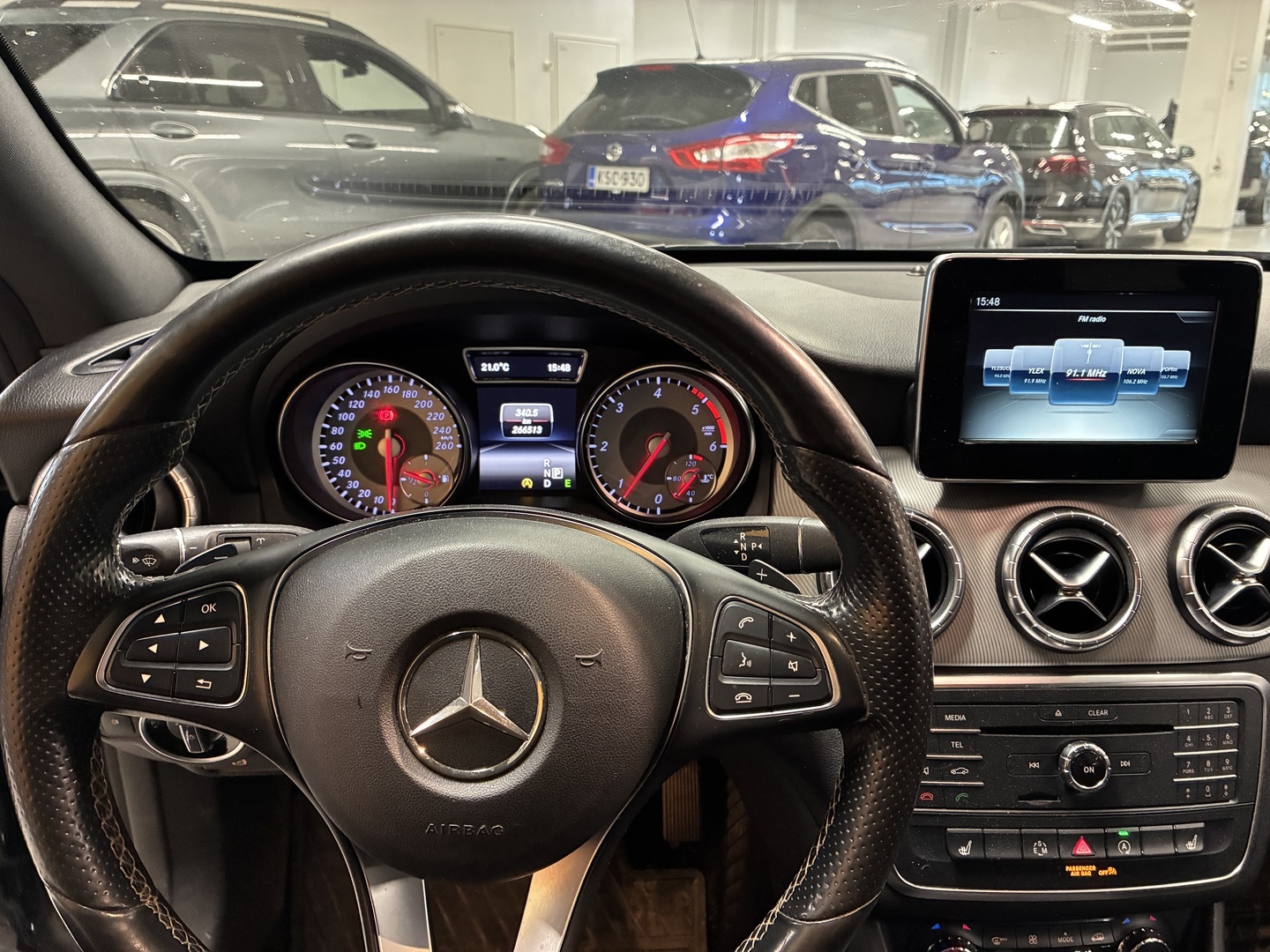 MERCEDES-BENZ CLA 2015