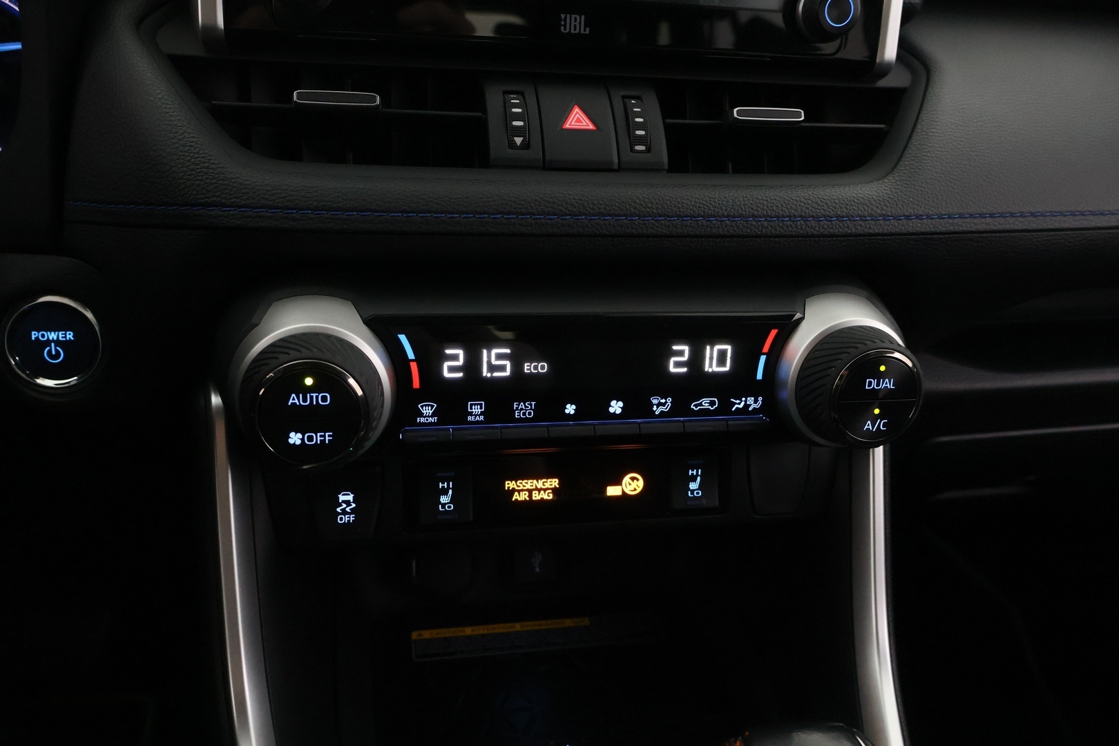 TOYOTA RAV4 2020