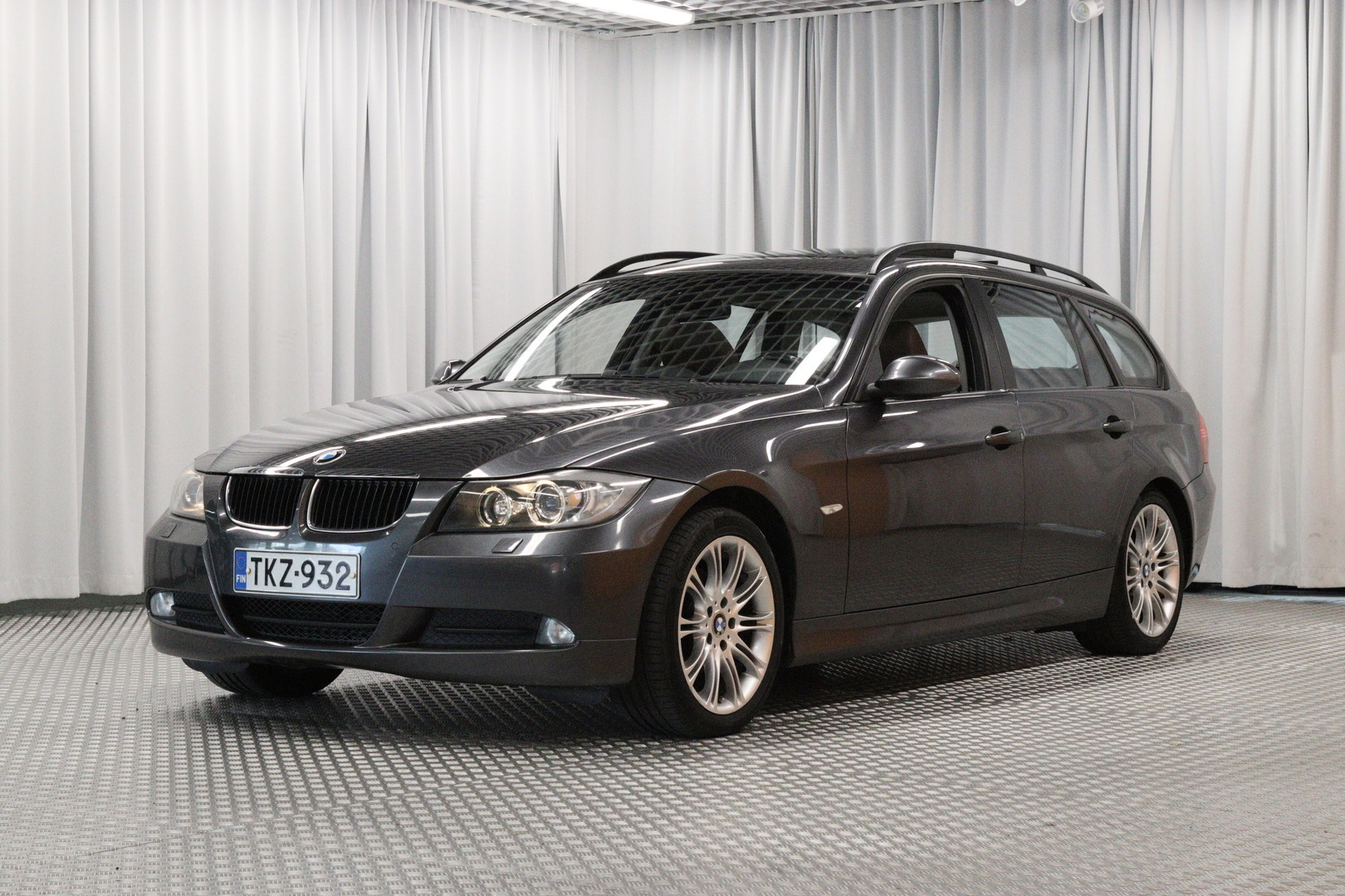 BMW 320 2007