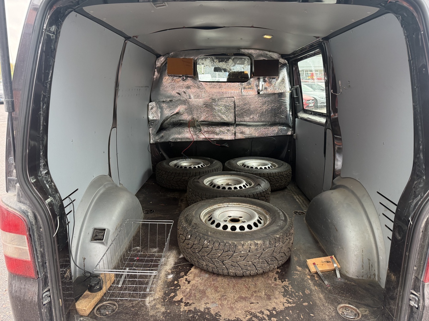 VOLKSWAGEN Transporter 2012