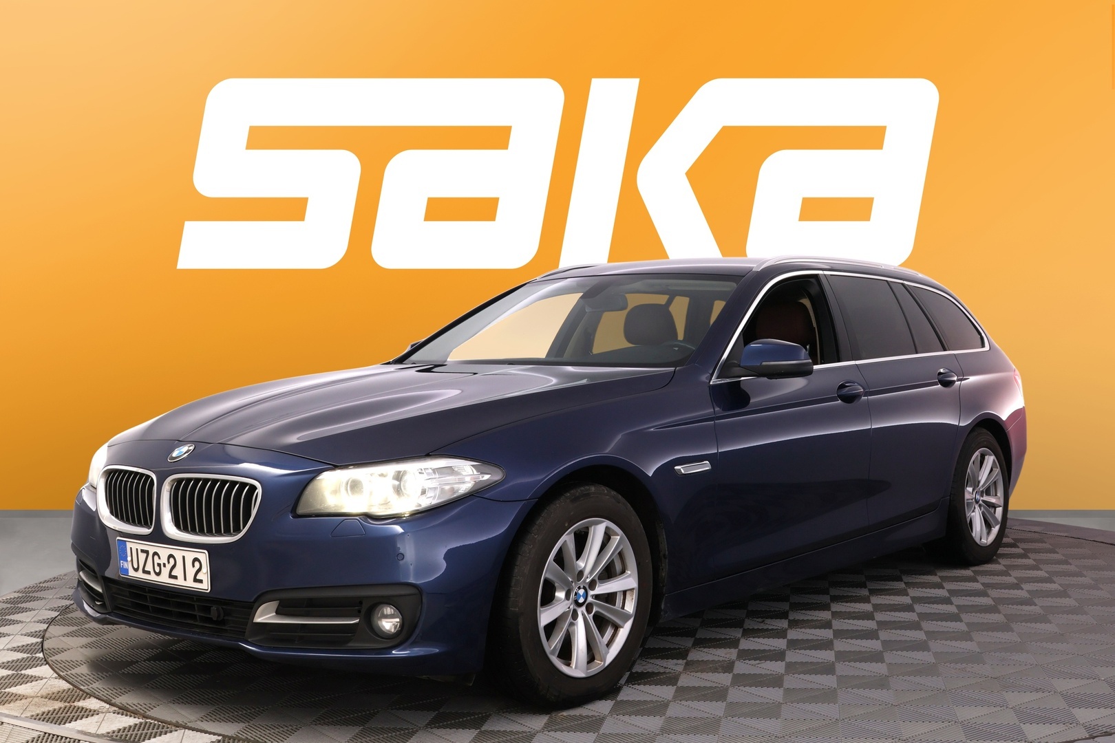 BMW 518 2016