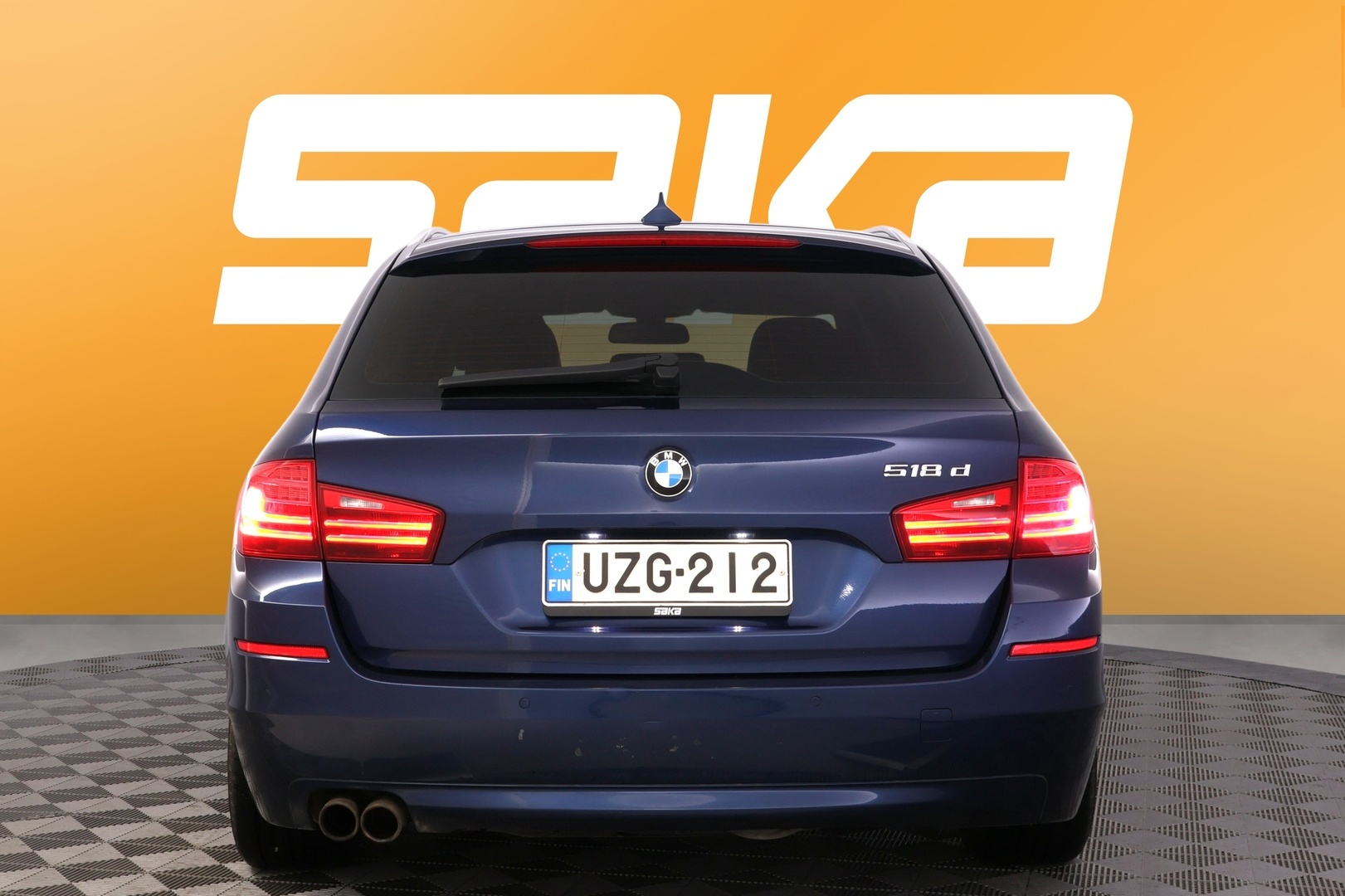 BMW 518 2016