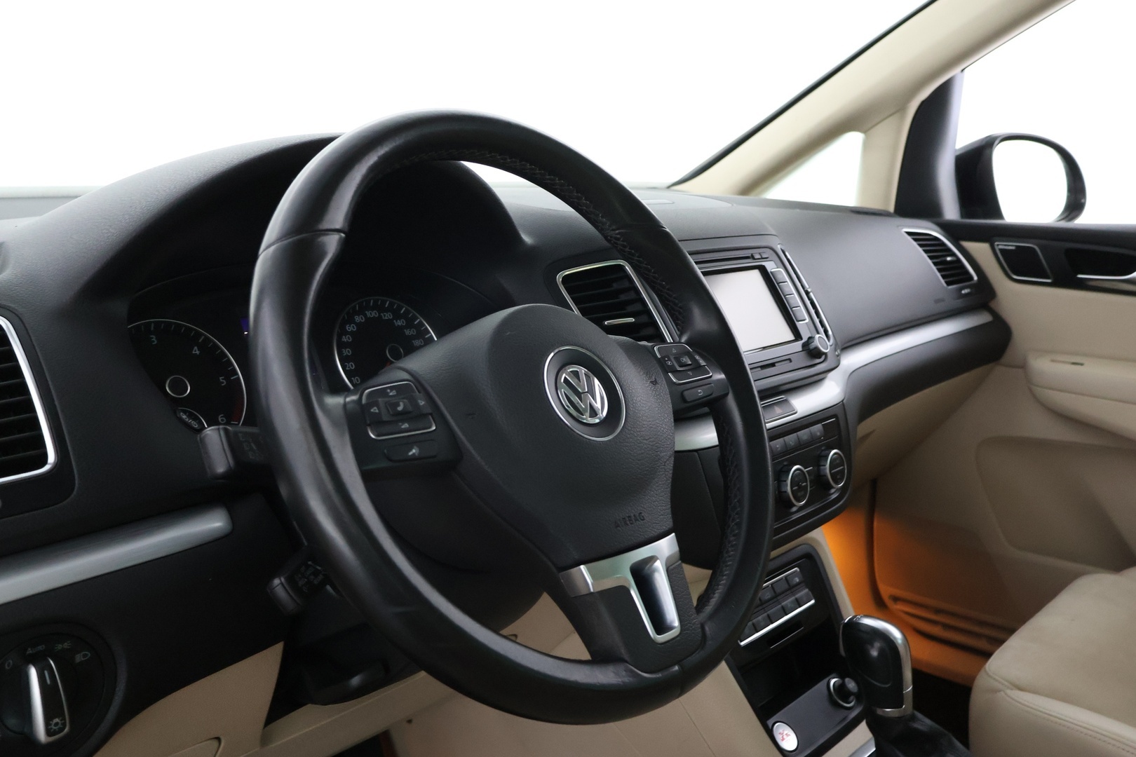 VOLKSWAGEN Sharan 2013