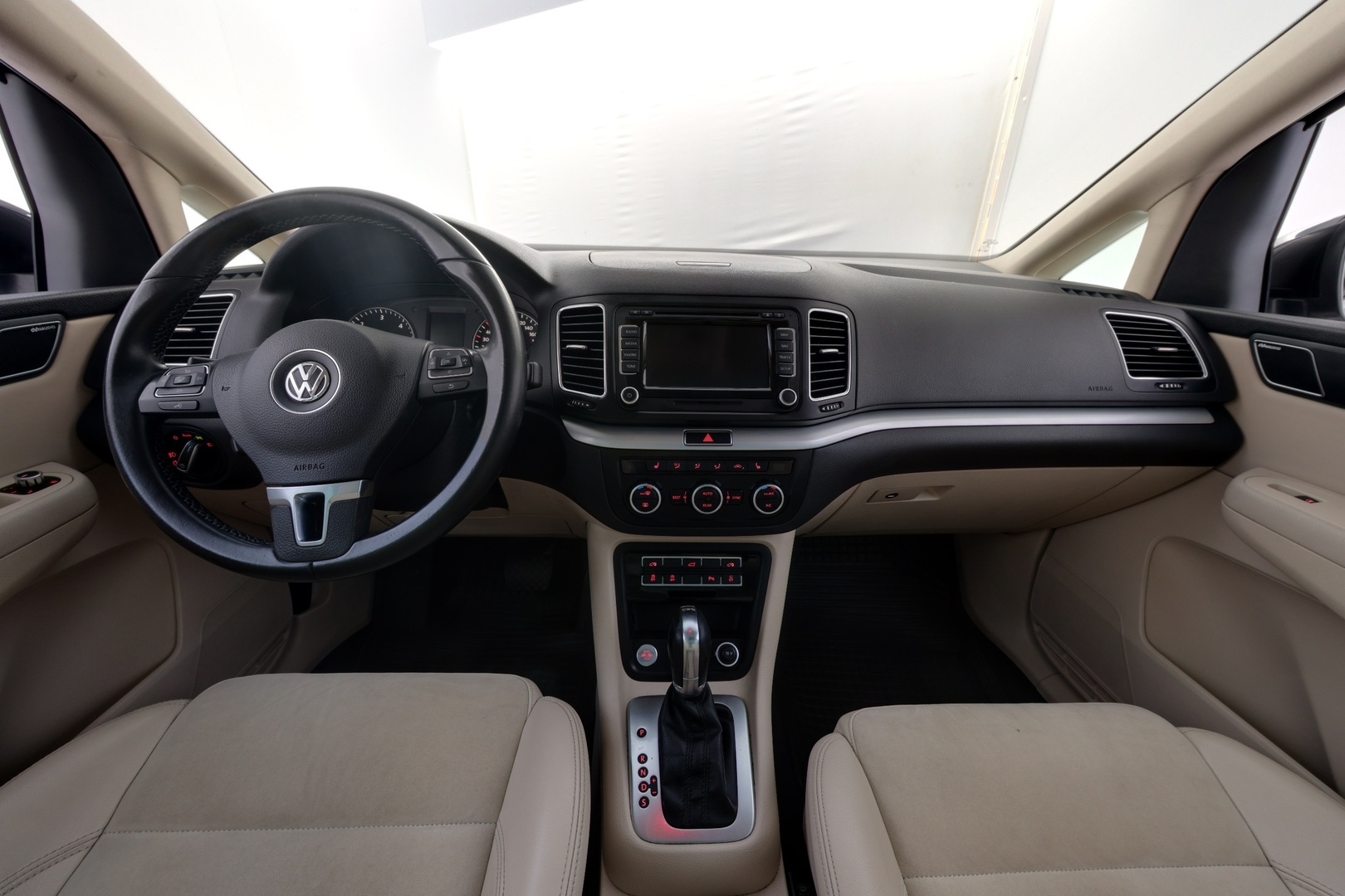 VOLKSWAGEN Sharan 2013