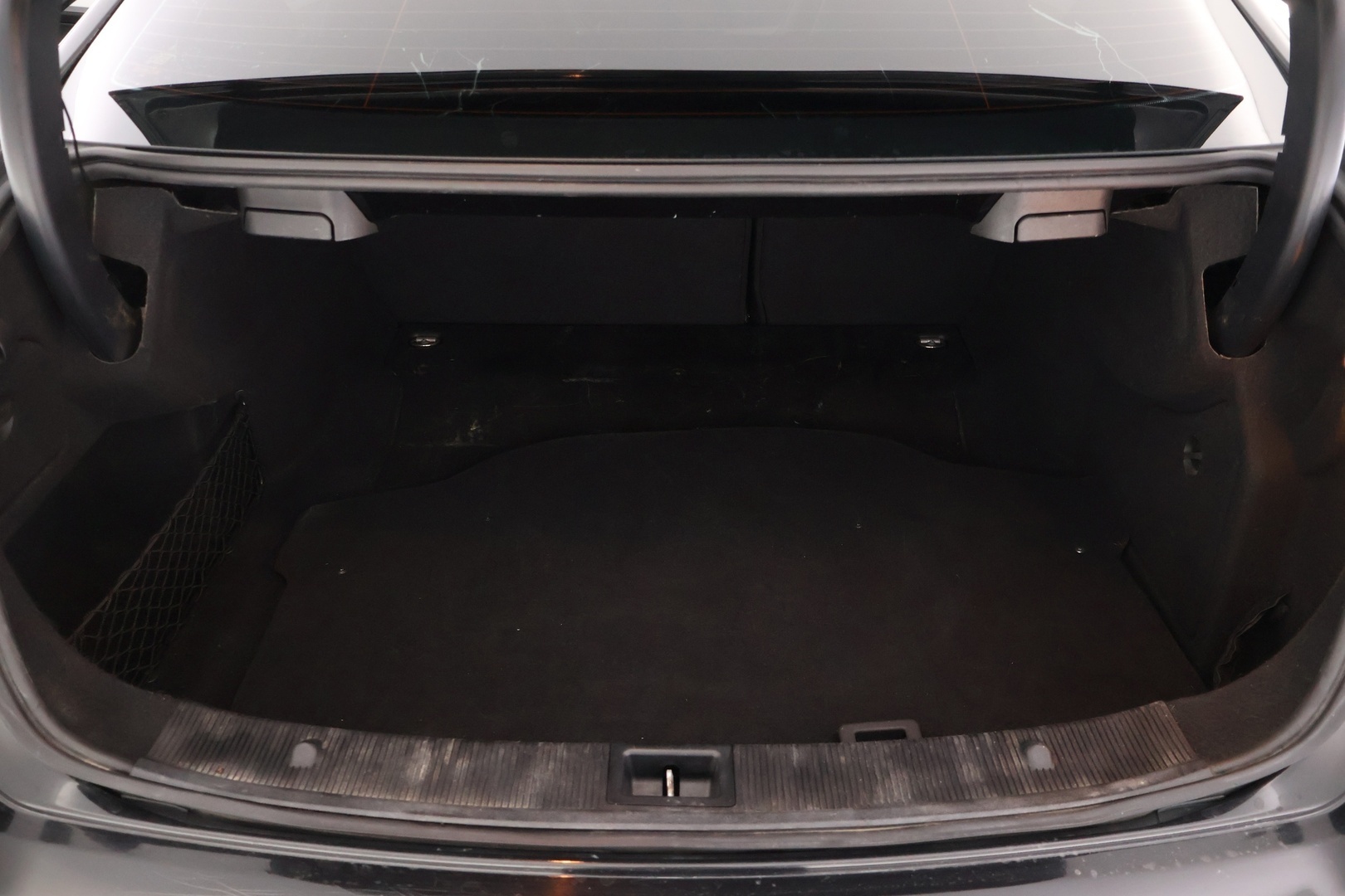 MERCEDES-BENZ E 2011