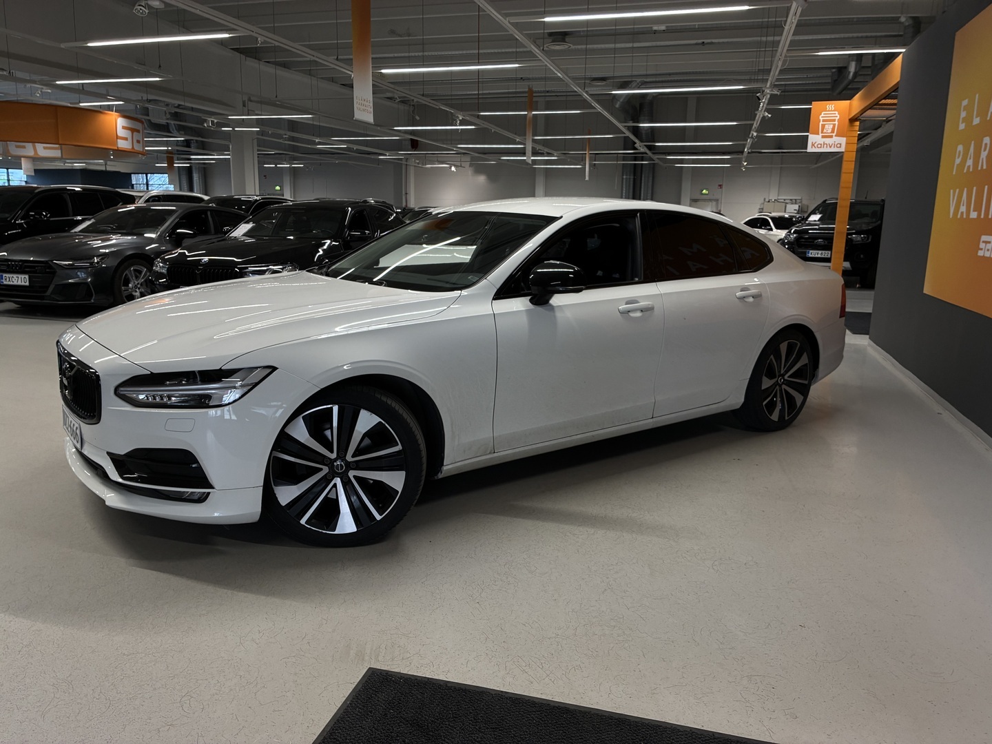 VOLVO S90 2017