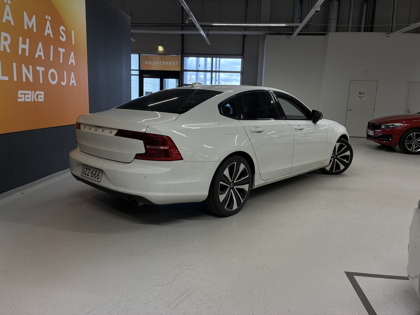 VOLVO S90 2017