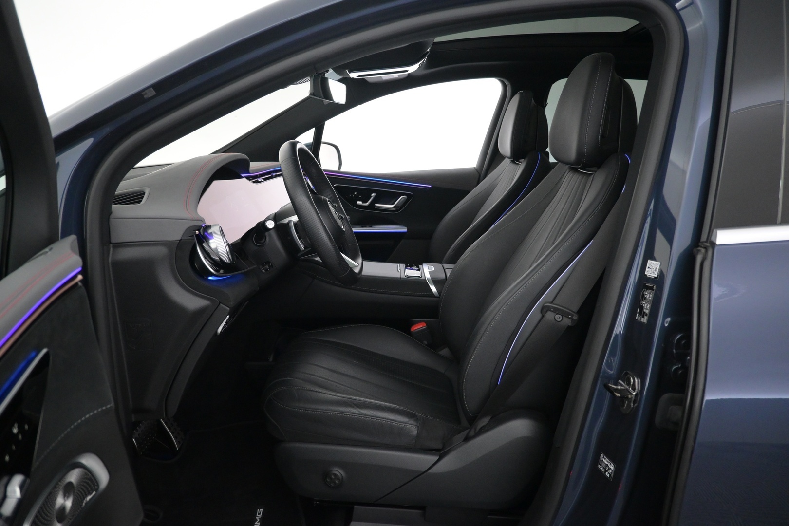 MERCEDES-BENZ EQE SUV 2024