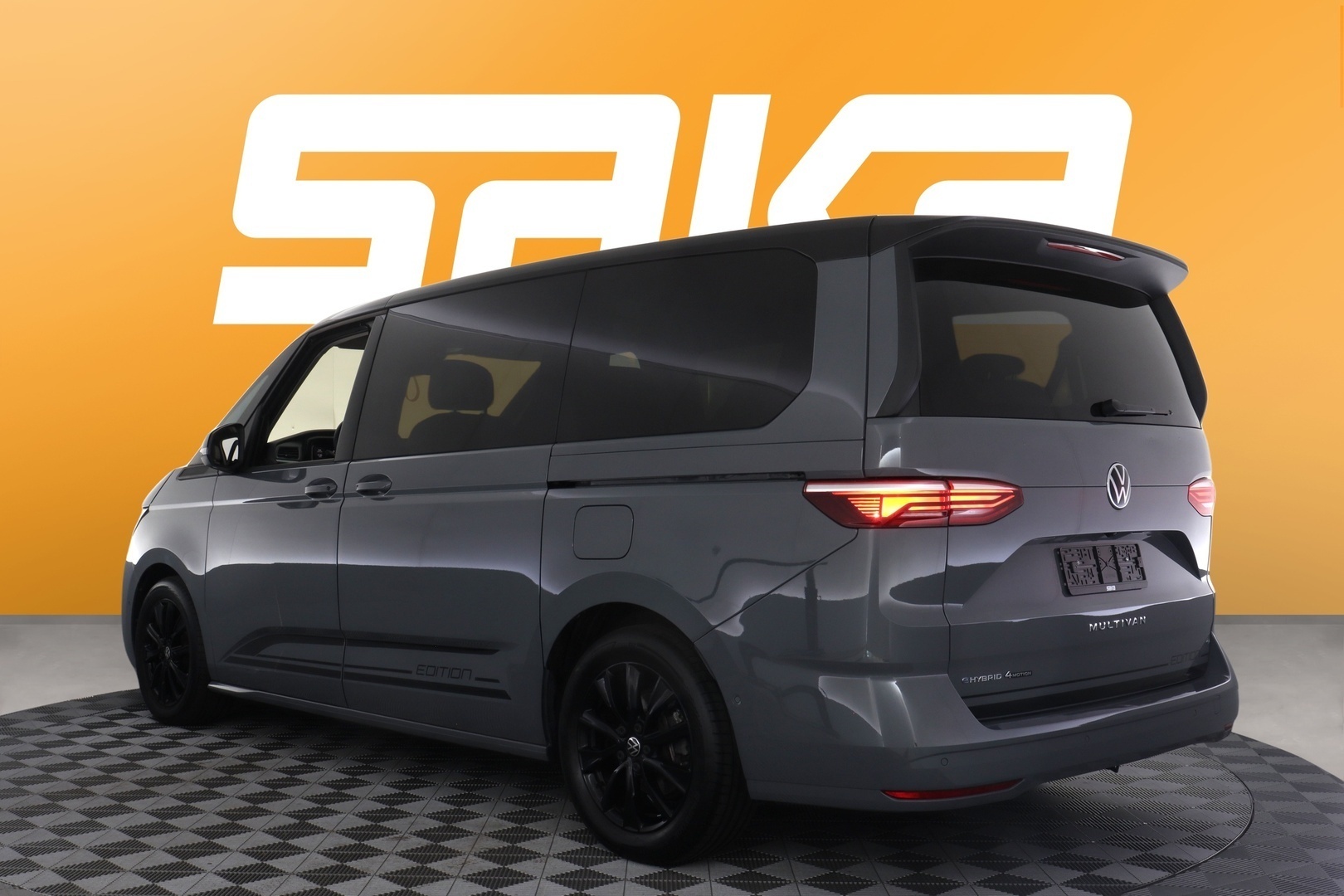 VOLKSWAGEN Multivan 2026