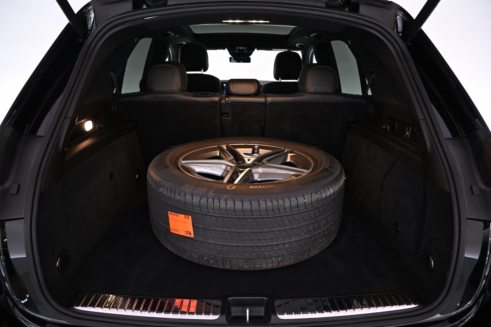 MERCEDES-BENZ GLE 2025