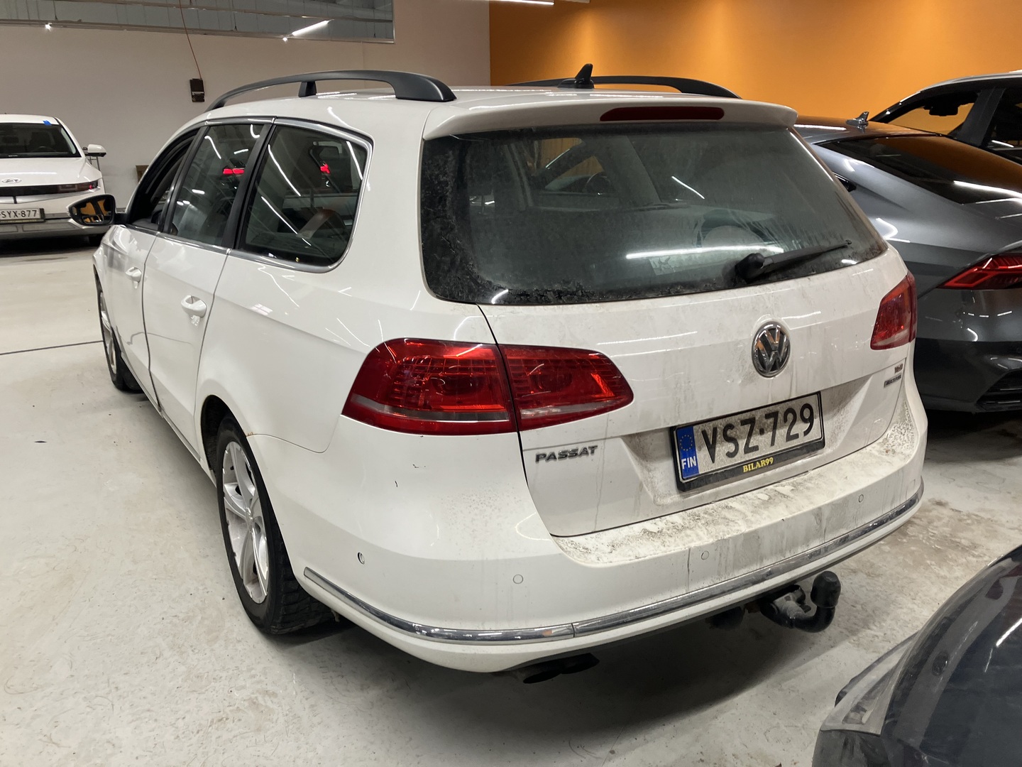 VOLKSWAGEN Passat 2012