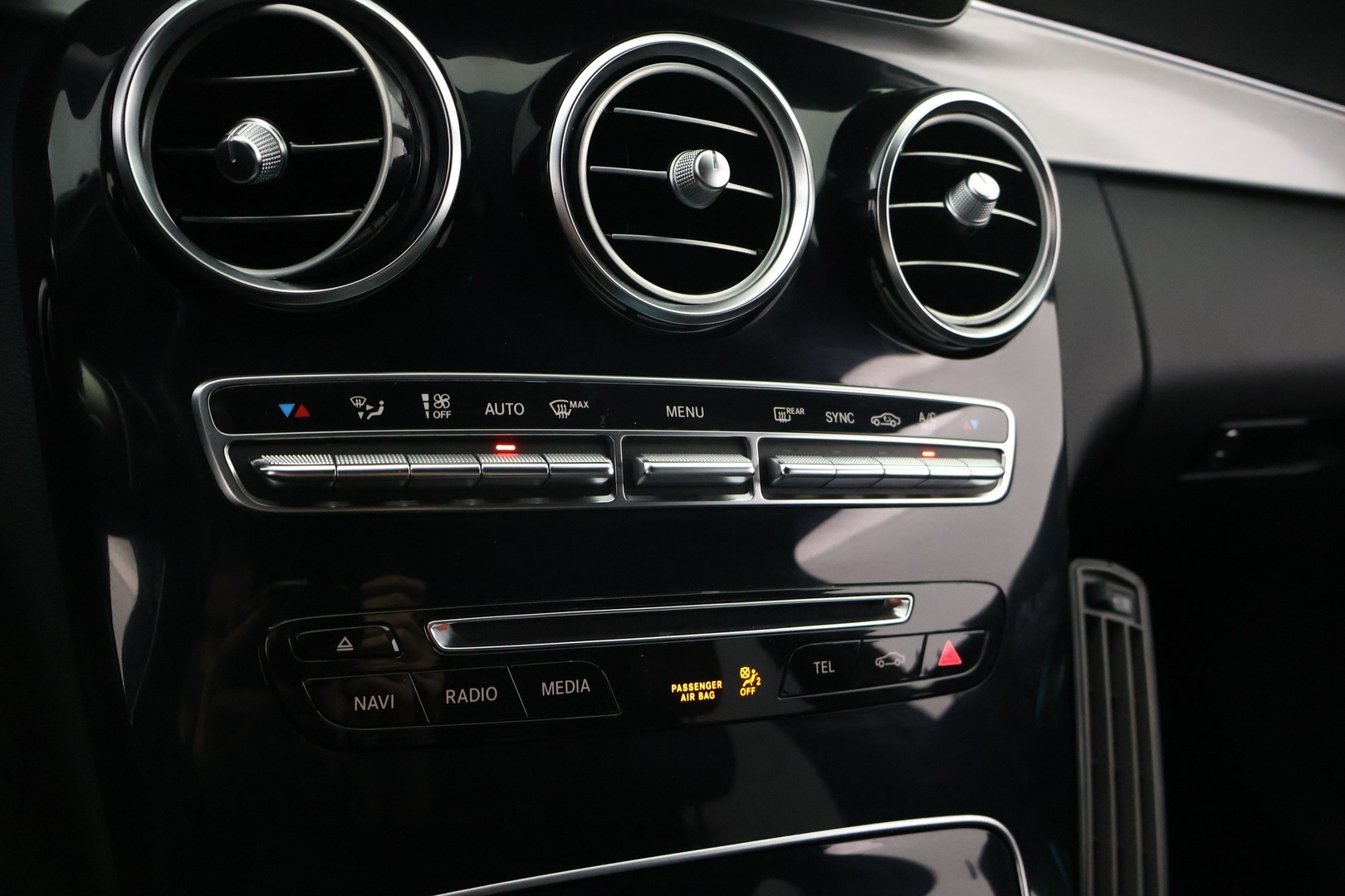 MERCEDES-BENZ C 2017