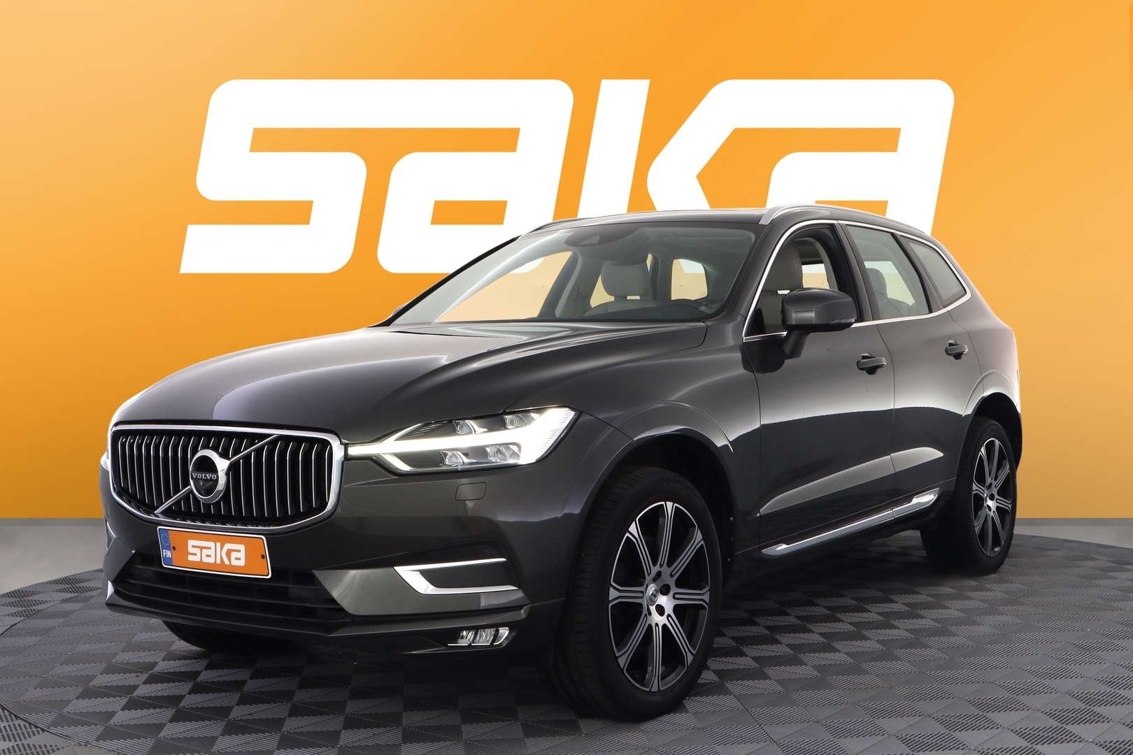 VOLVO XC60 2018