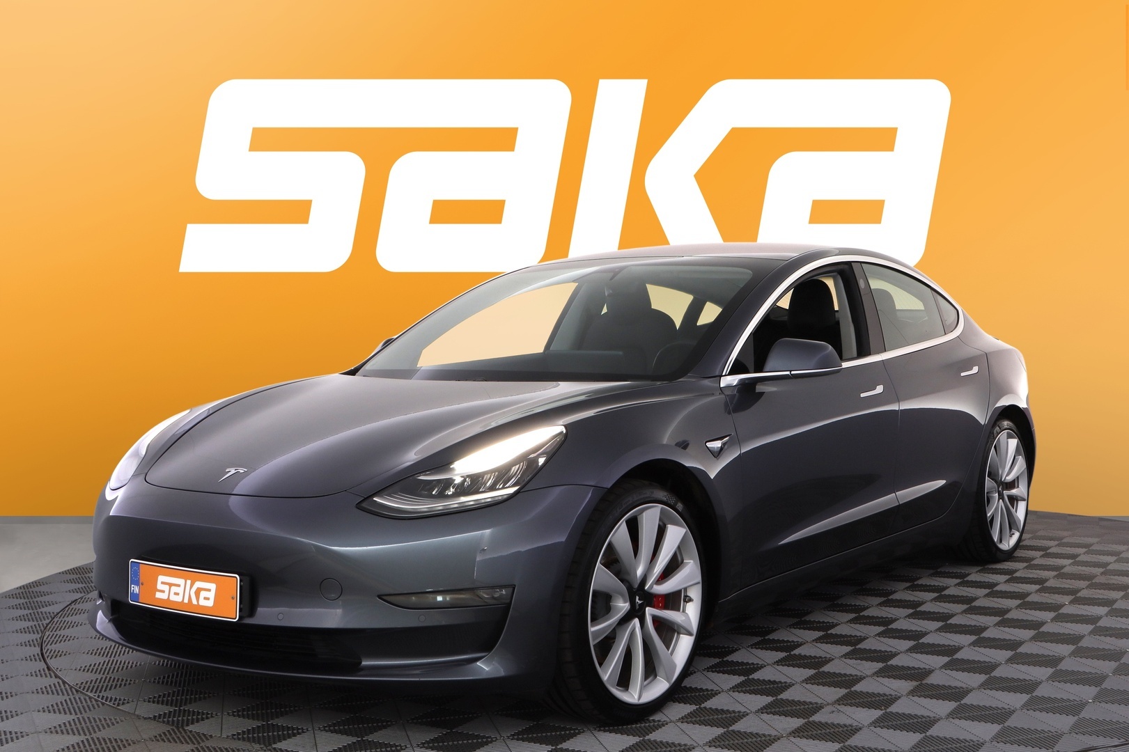TESLA Model 3 2019