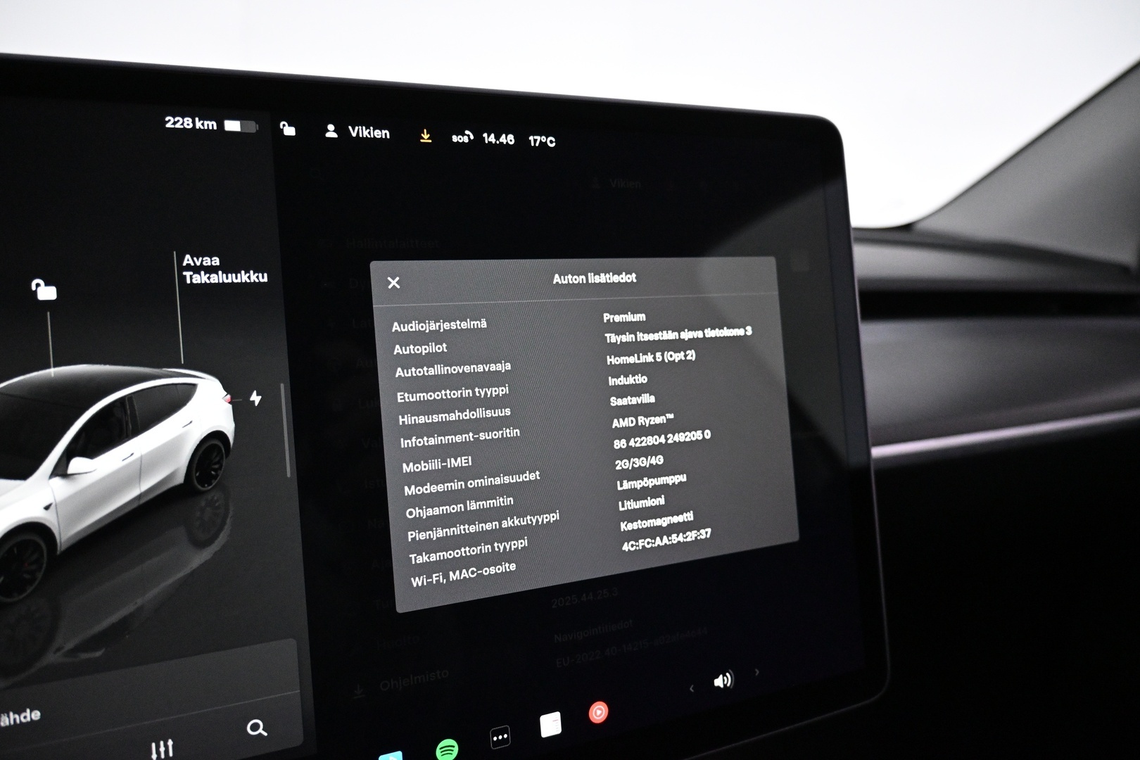 TESLA Model Y 2022