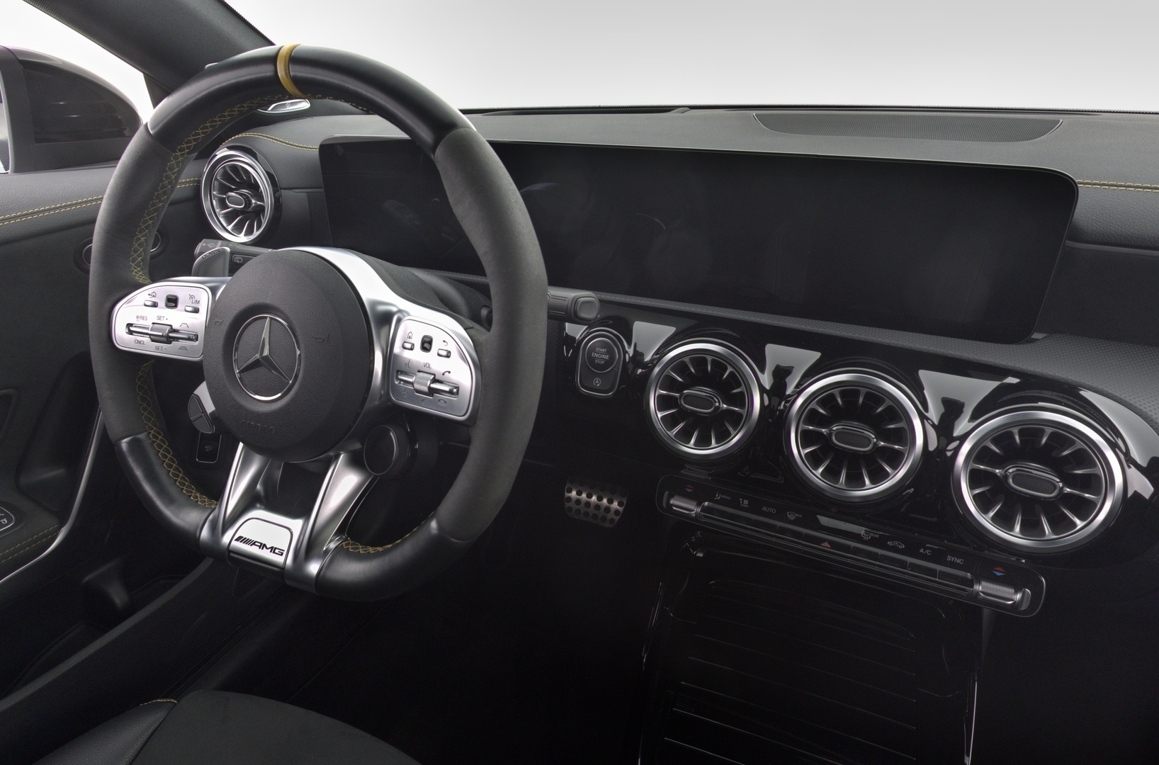 MERCEDES-BENZ CLA 45 AMG 2021
