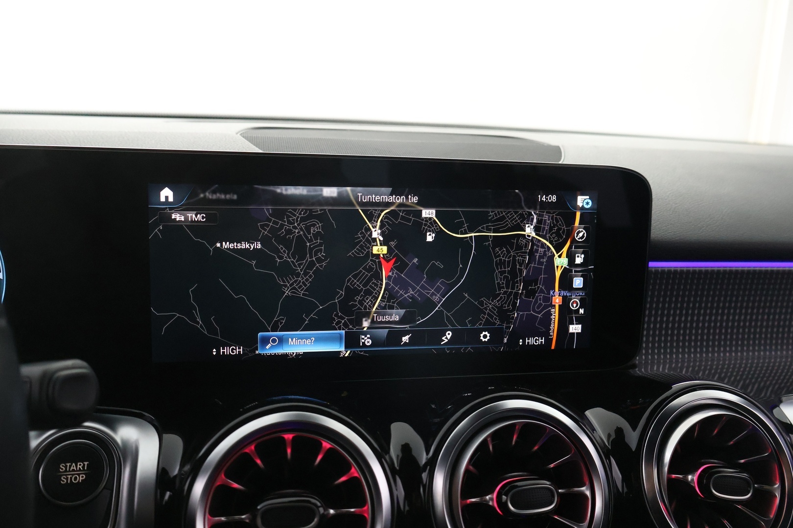 MERCEDES-BENZ EQB 2023