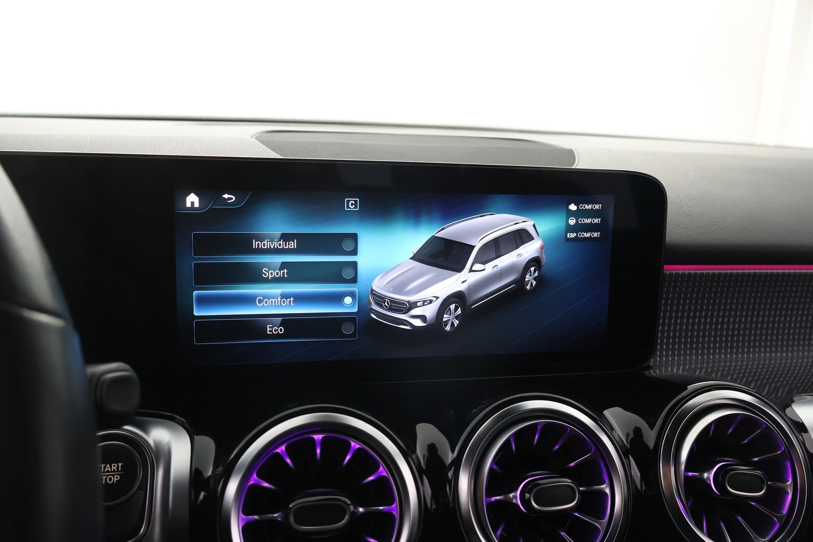 MERCEDES-BENZ EQB 2023